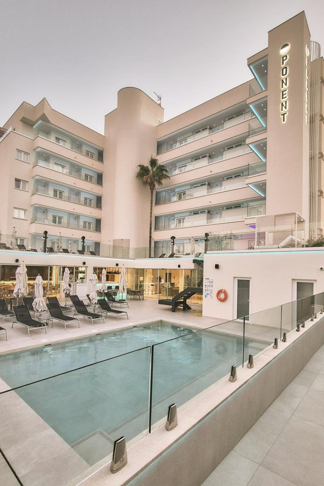 Apartahotel Ponent 3*