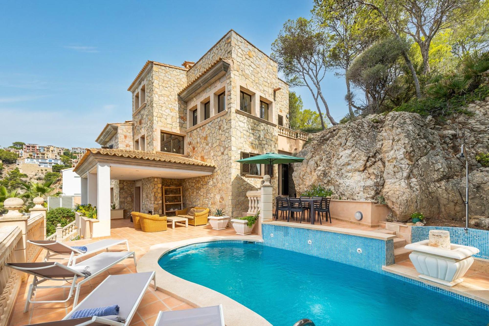 Villa Cala Llamp *