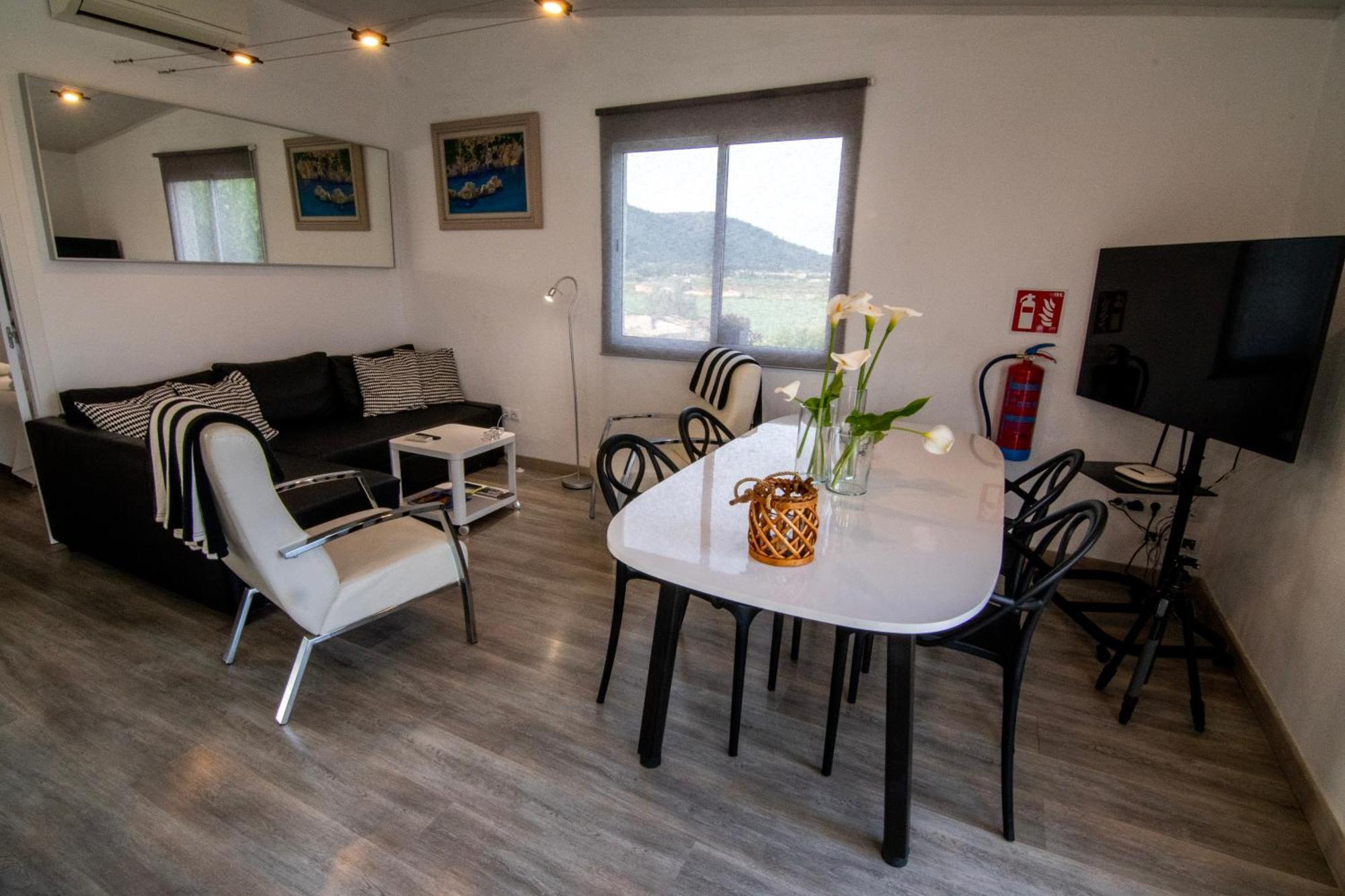 Els Tarongers Perfect For Families Or Friends Holiday home Sa Pobla
