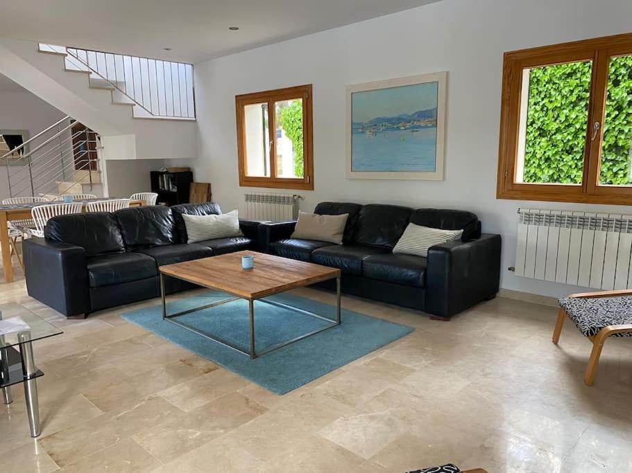 Villa 5 Bedroom With Pool Puerto Pollenca Majorca *