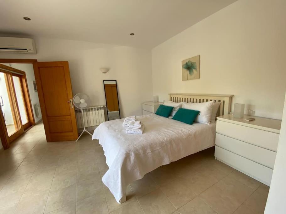 Villa 5 Bedroom With Pool Puerto Pollenca Majorca