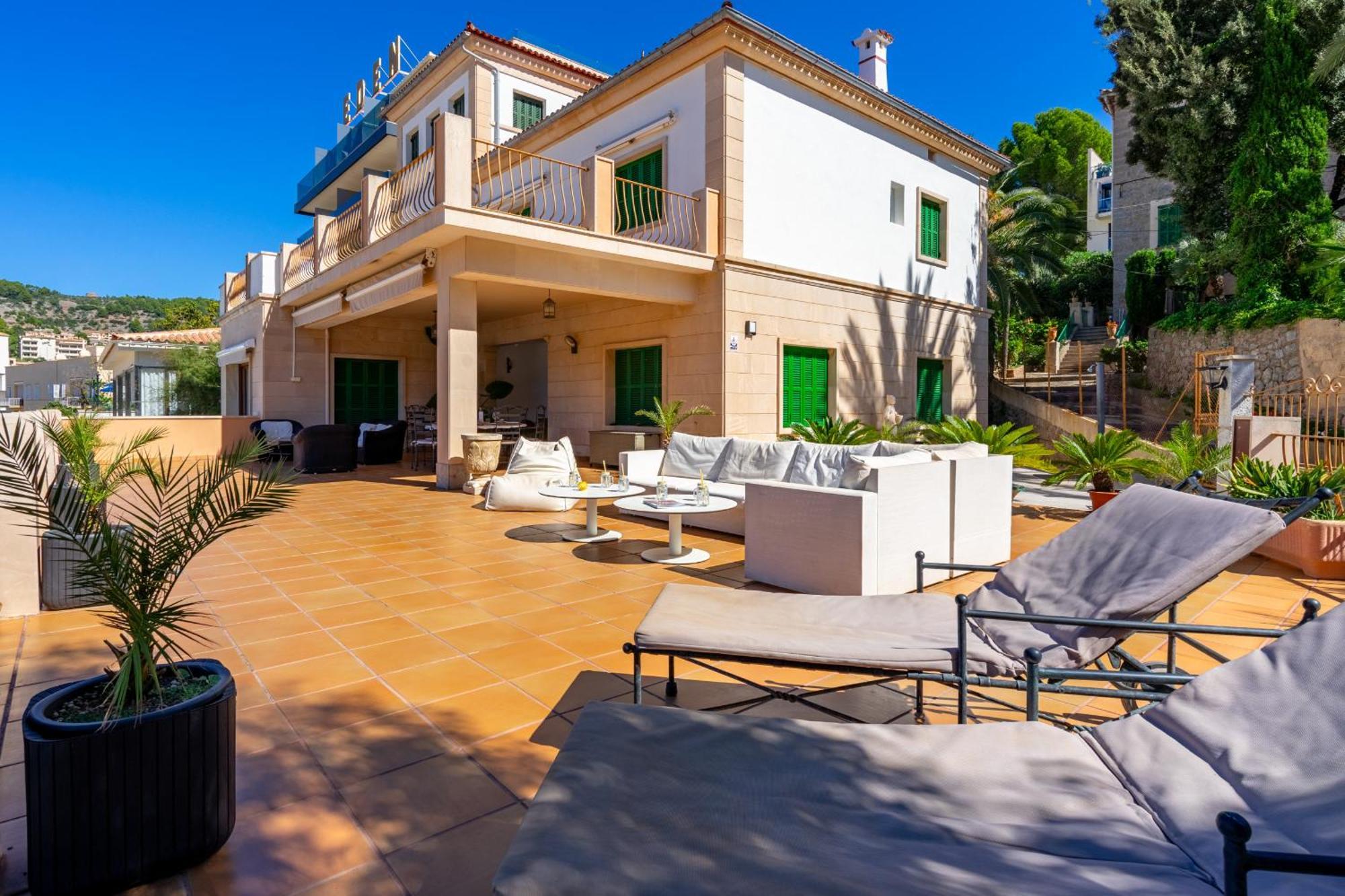 Sa Caleta Villa