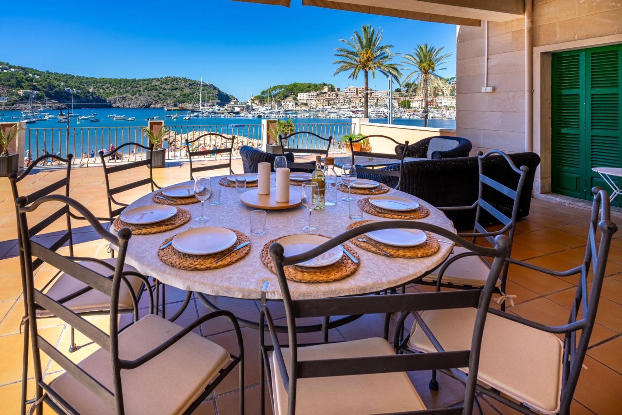 Sa Caleta Villa *
