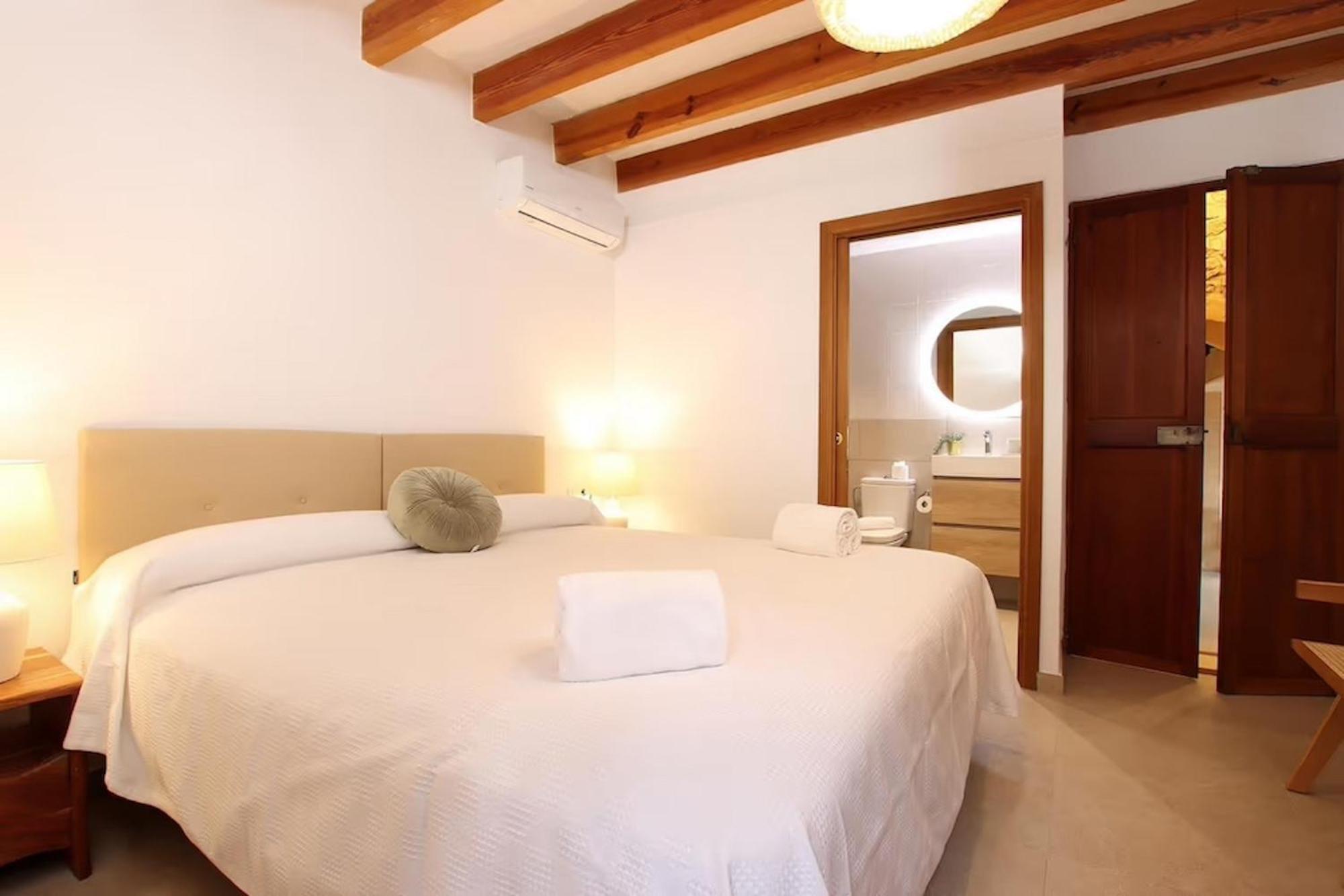 Rustic House Recently Renovated With Views To The Mountains By Renthousing Villa Pollensa