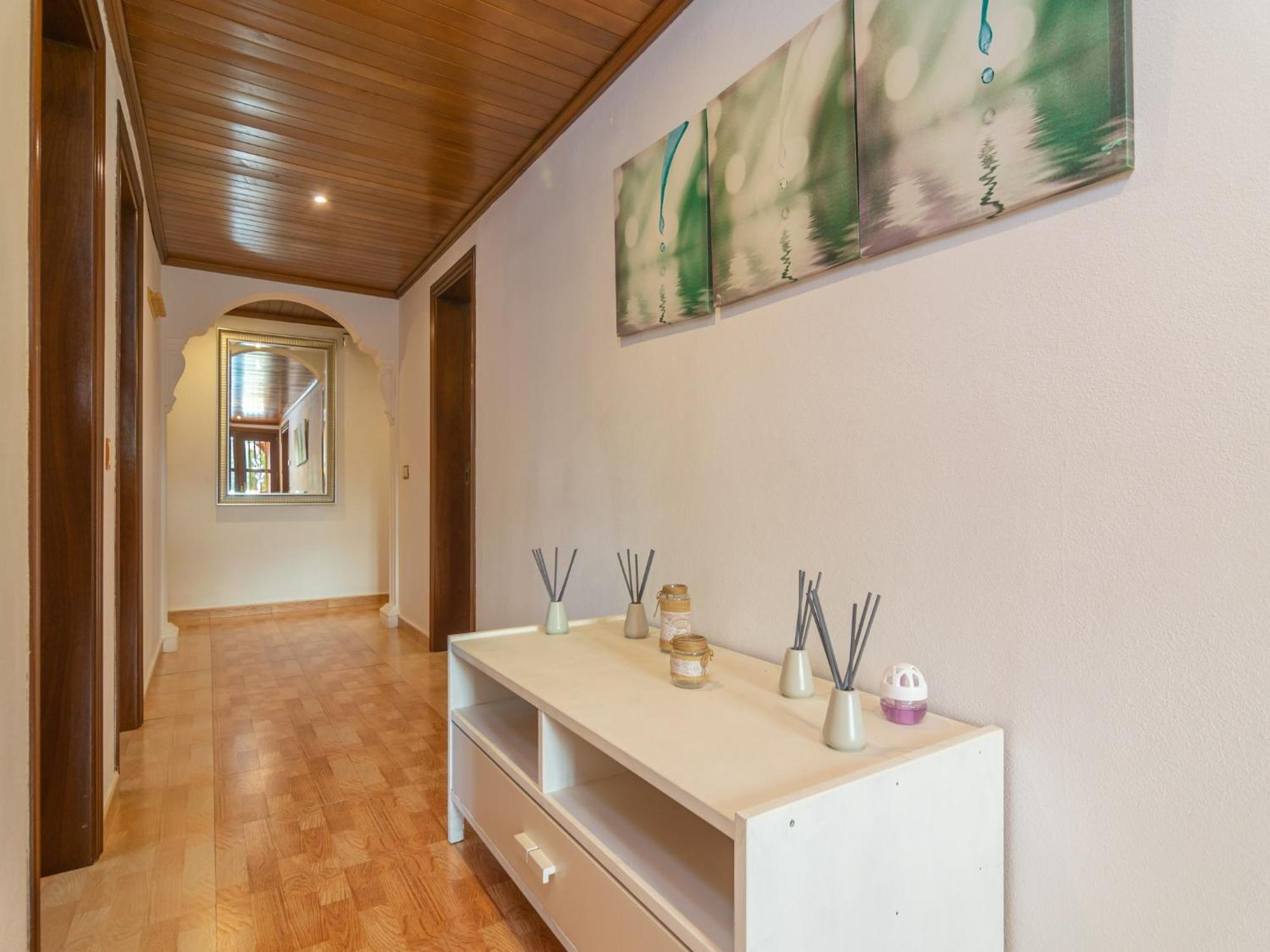 Villa Arhu - With Private Pool In *