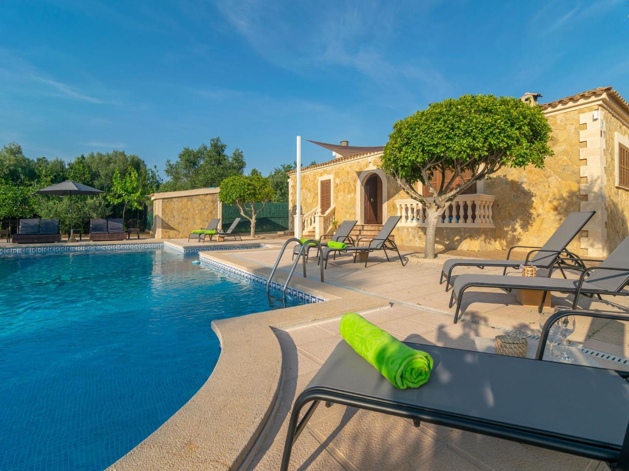 Arhu - With Private Pool In Villa *