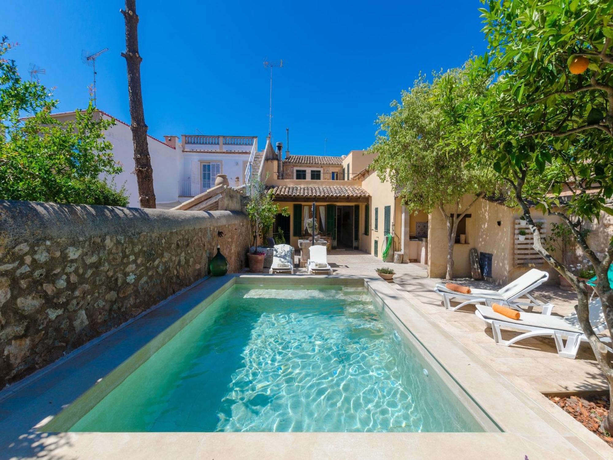 Villa Mora - With Private Pool In *