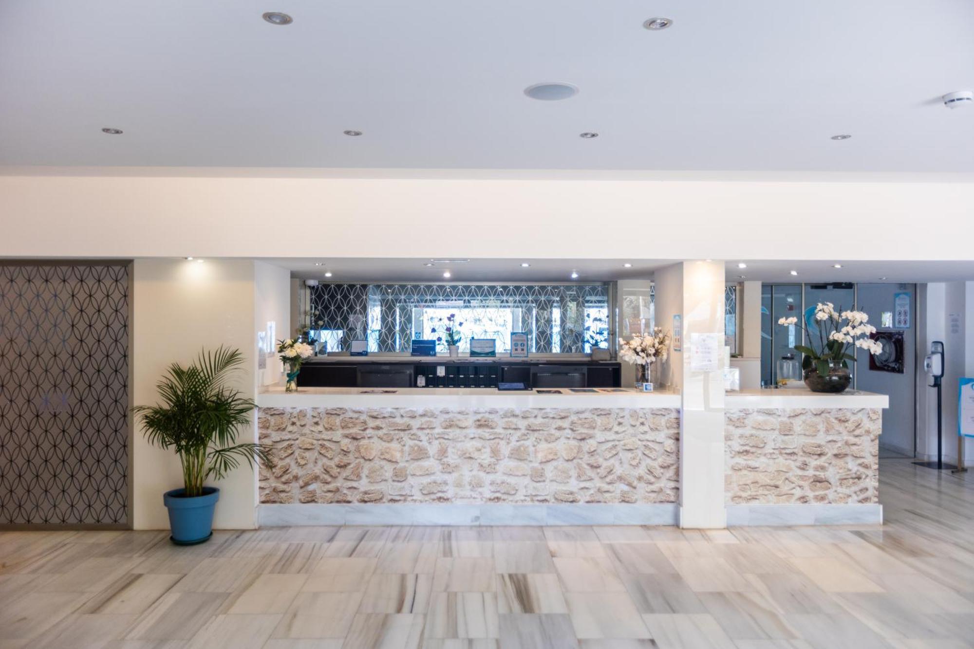 Seramar Comodoro Playa Hotel 4*