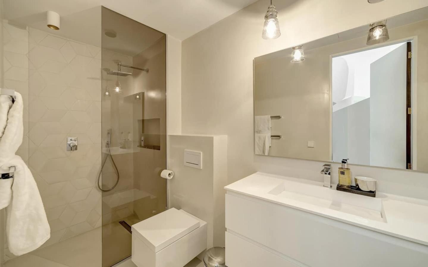 Villa Deluxe With Seaview In Portals *