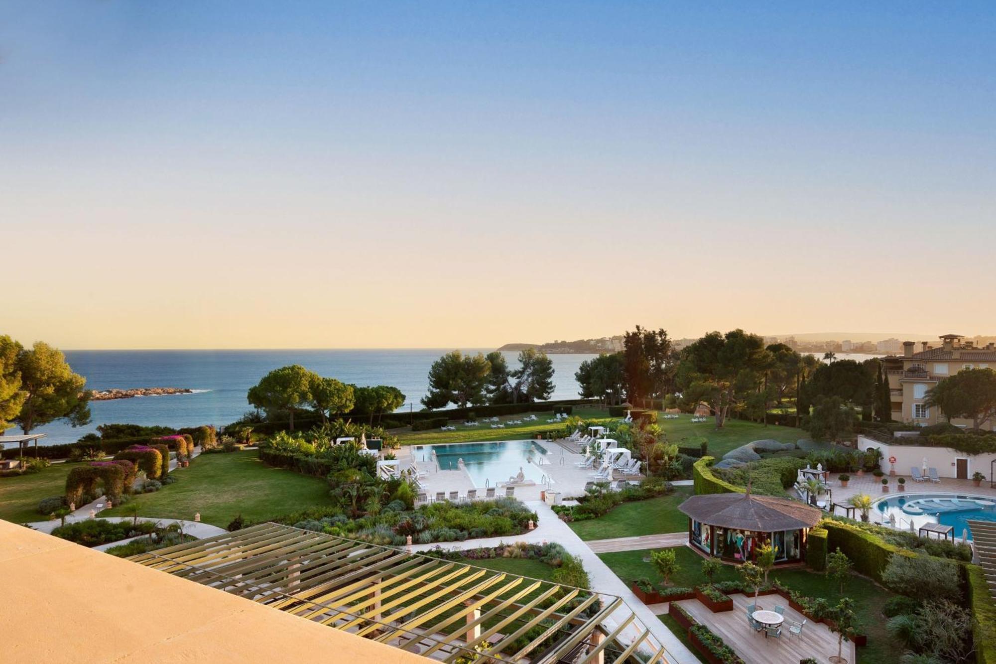 Resort The St. Regis Mardavall Mallorca Palmanova