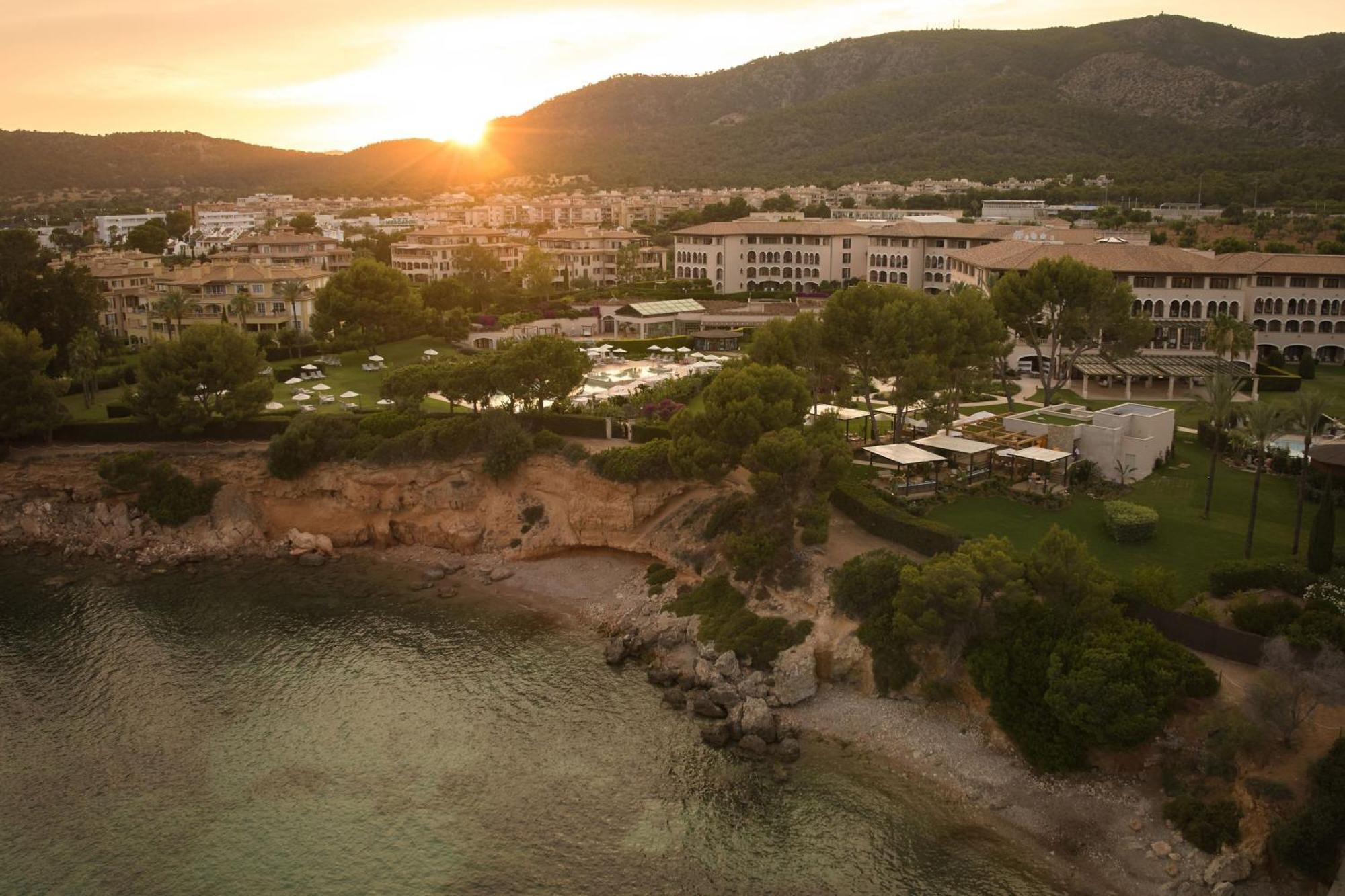 Resort The St. Regis Mardavall Mallorca Palmanova