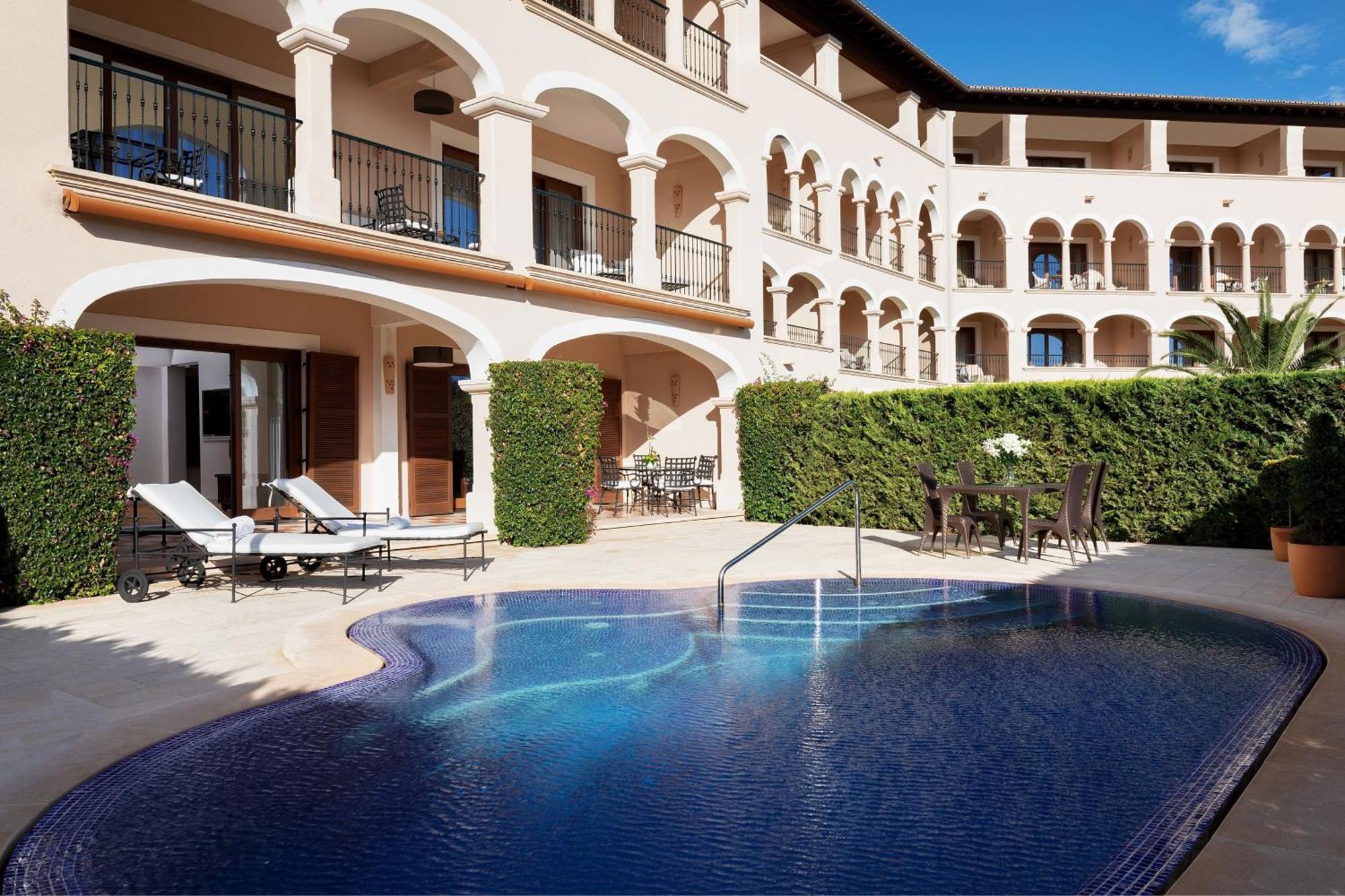 The St. Regis Mardavall Mallorca Resort Palmanova