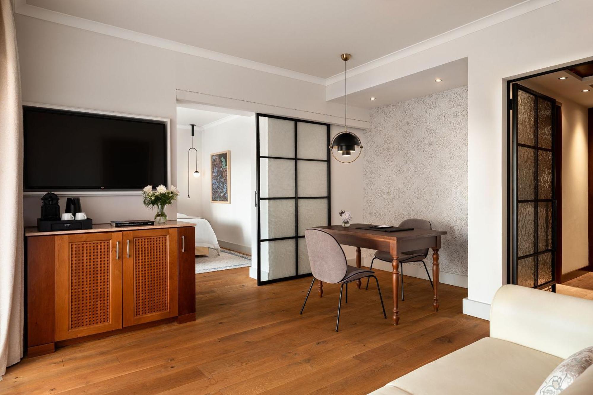 The St. Regis Mardavall Mallorca Resort Palmanova