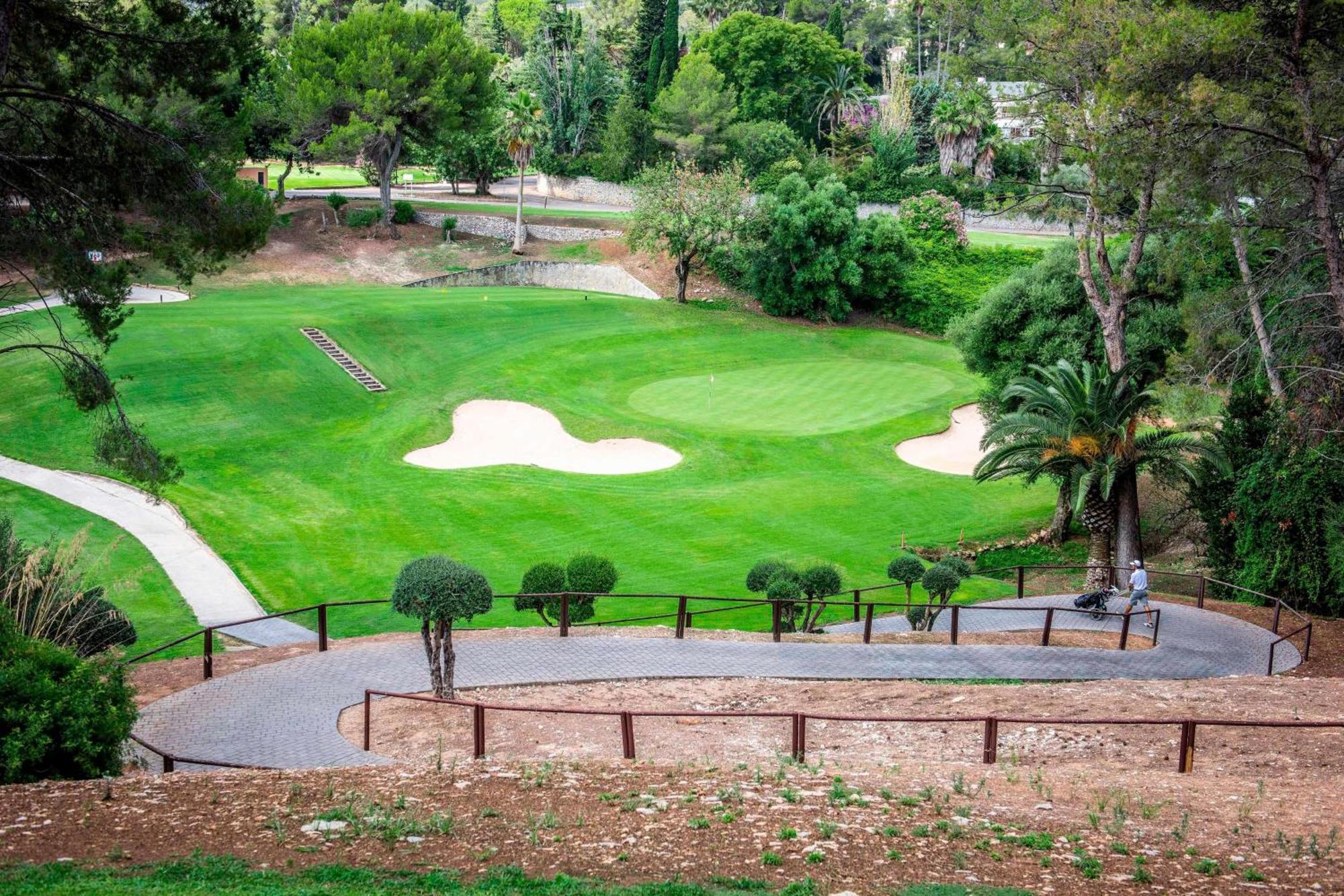 The St. Regis Mardavall Mallorca Resort