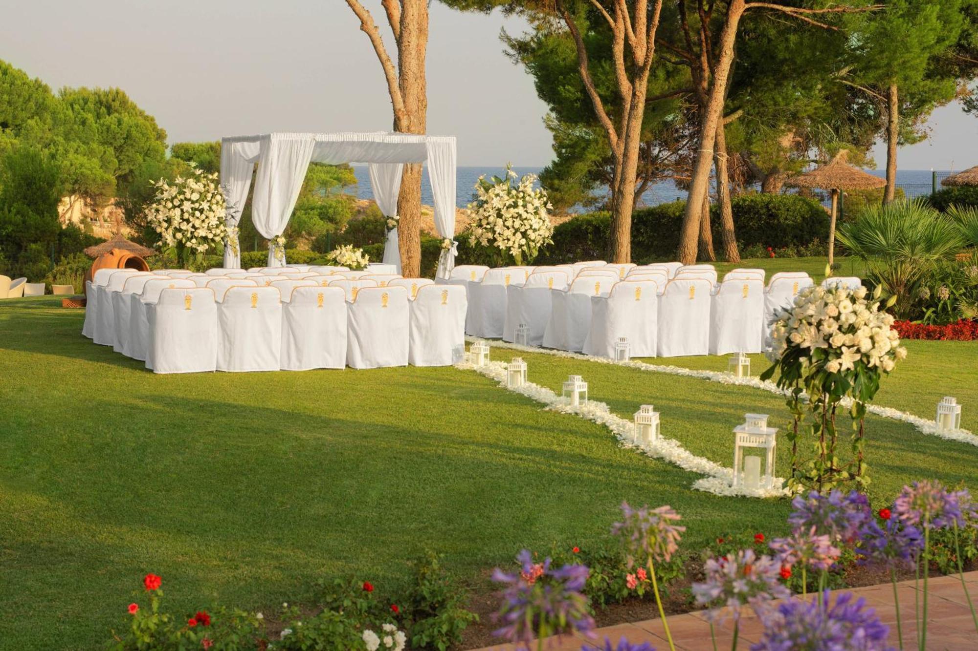 The St. Regis Mardavall Mallorca Resort 5*
