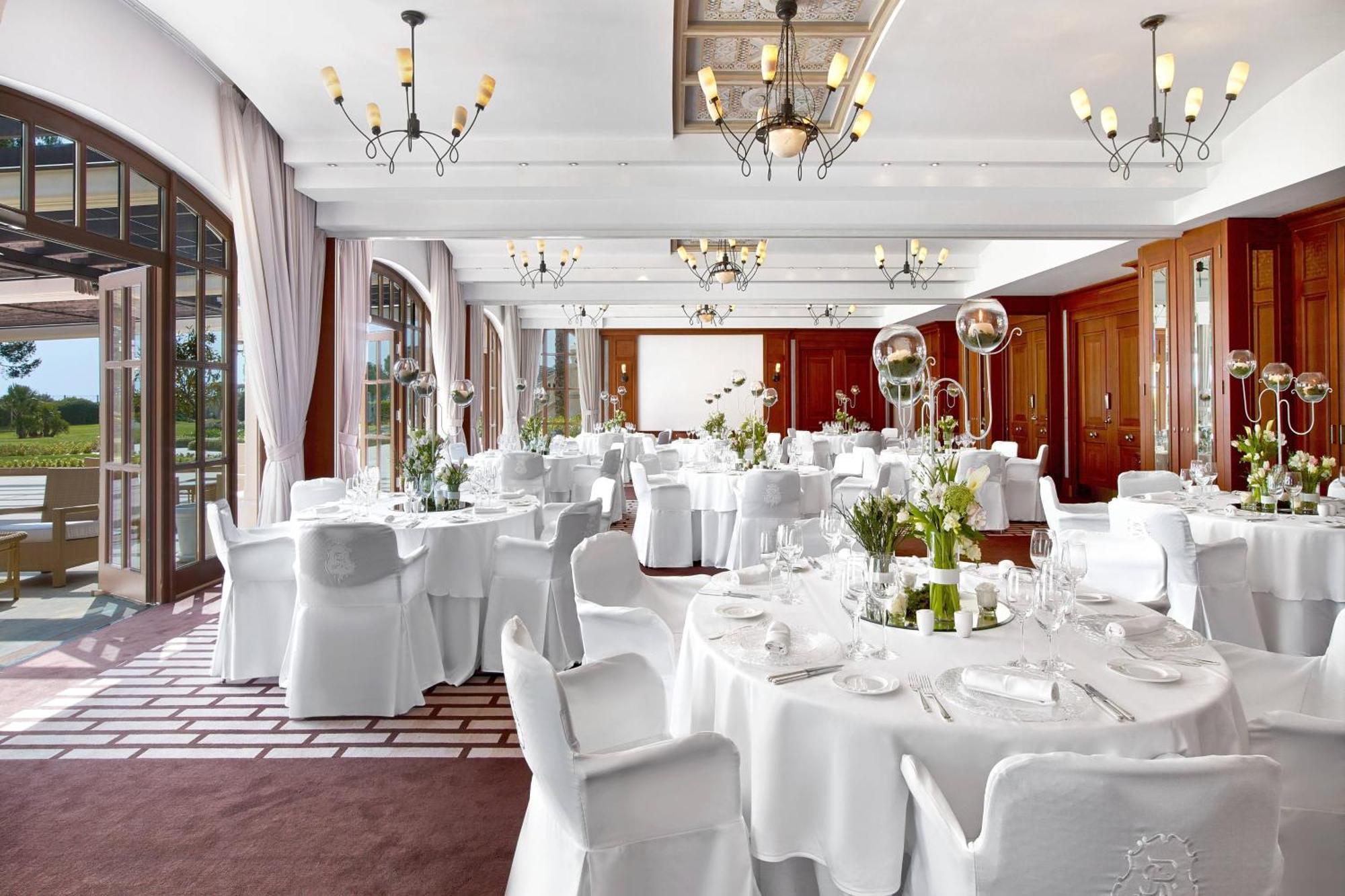 The St. Regis Mardavall Mallorca Resort Palmanova