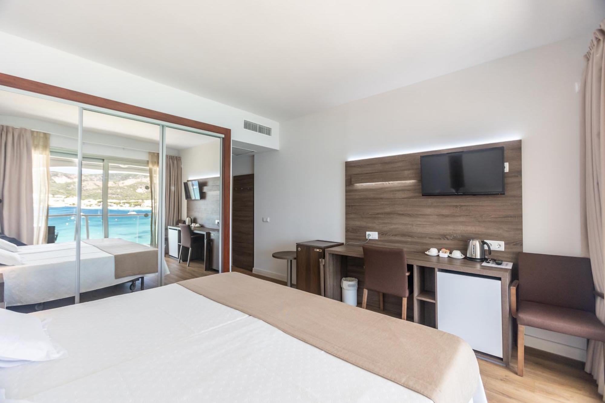 Seramar Comodoro Playa 4* Palmanova