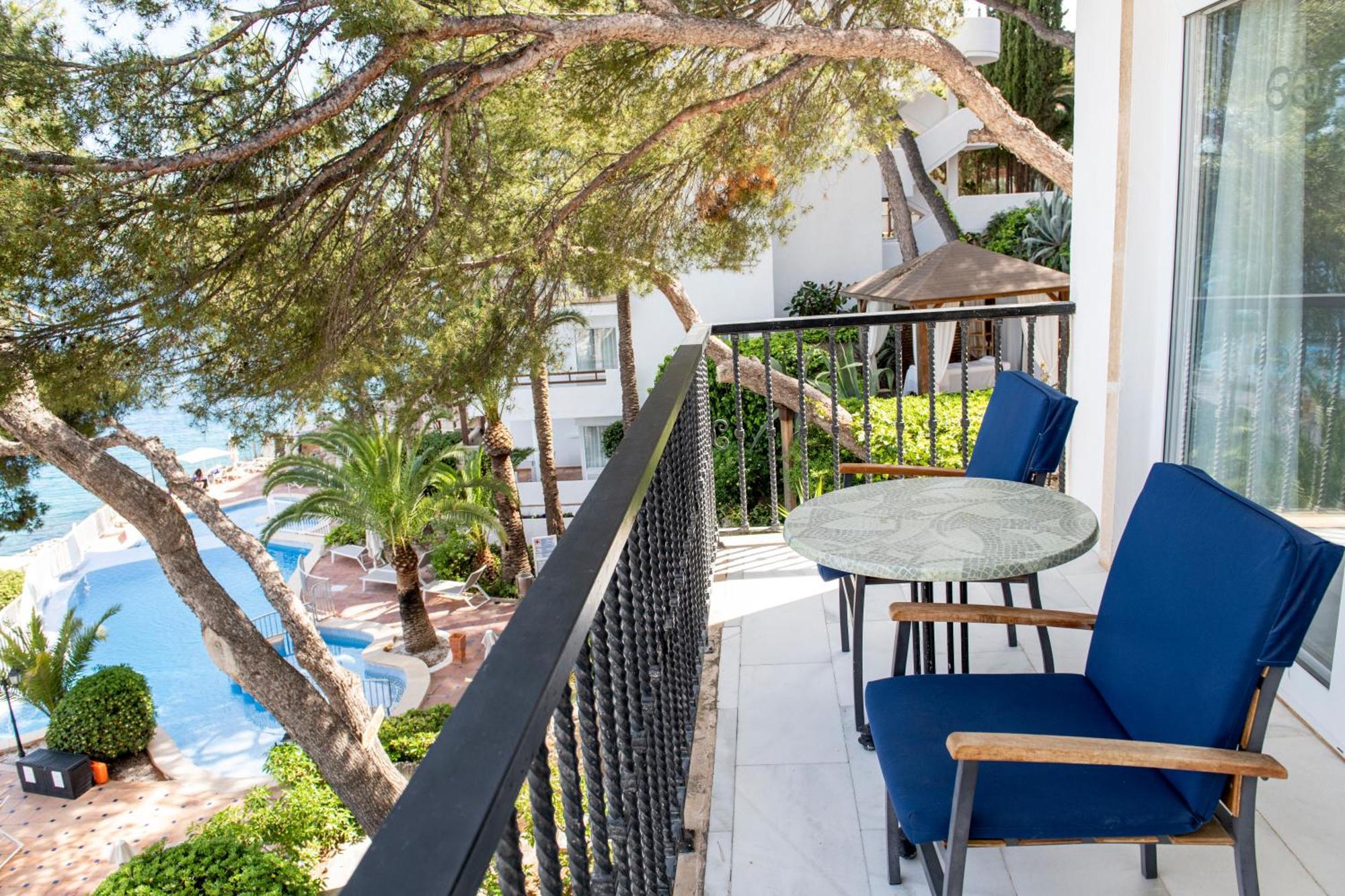 Hotel Roc & 4*