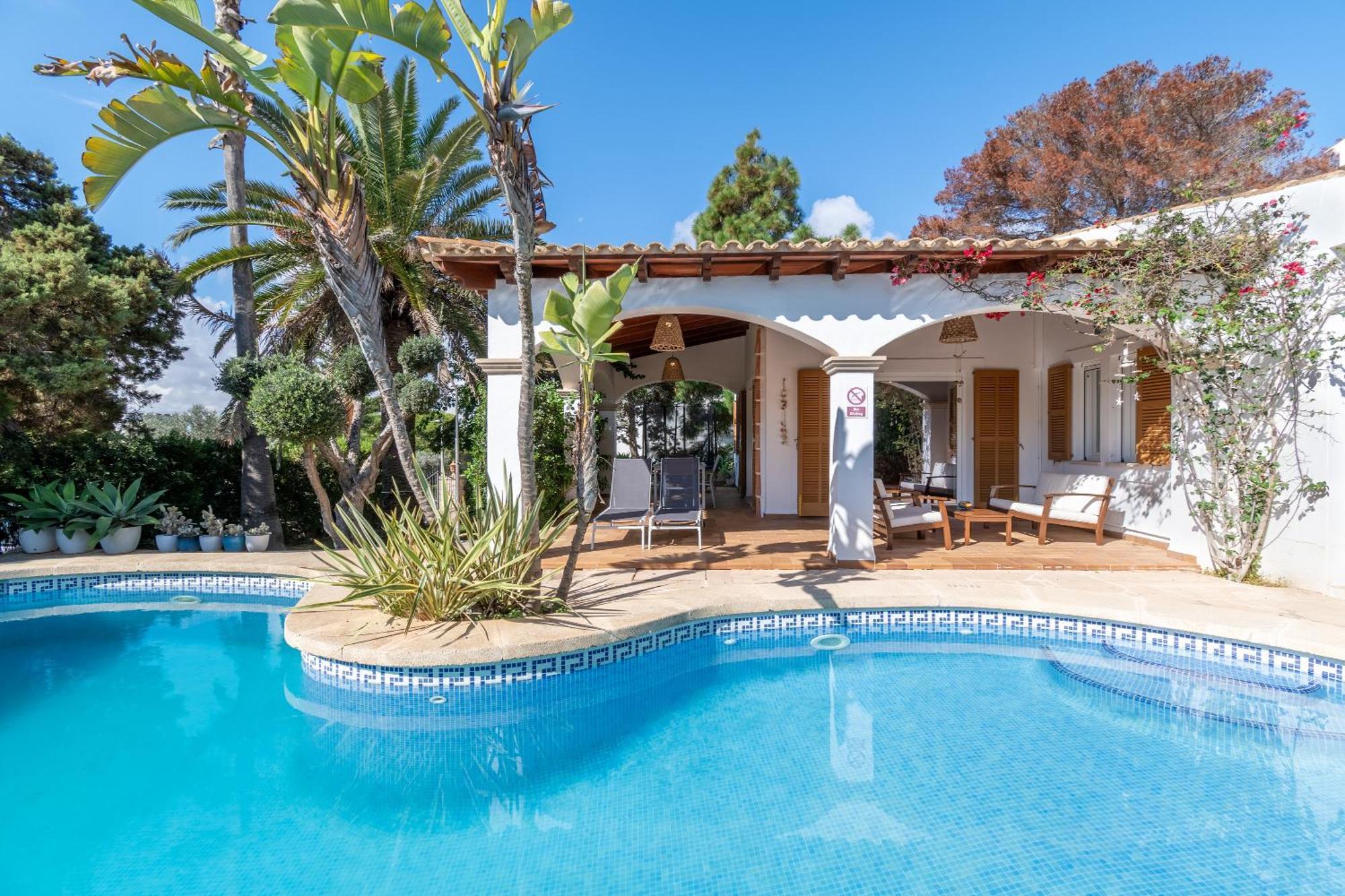 Villa Estrelitzia *