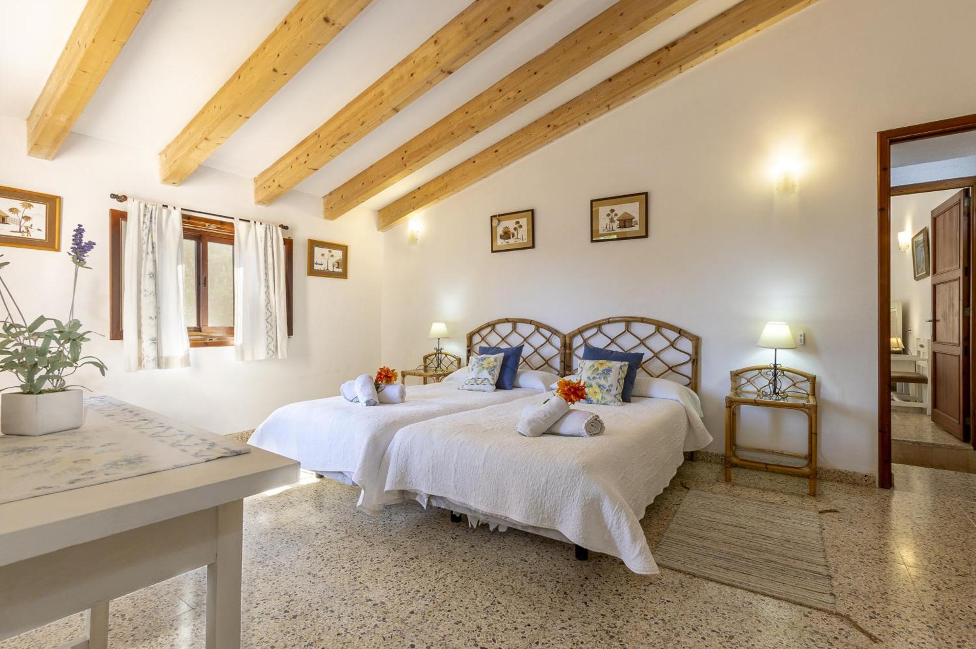 Ferrer By Homevillas360 Villa *