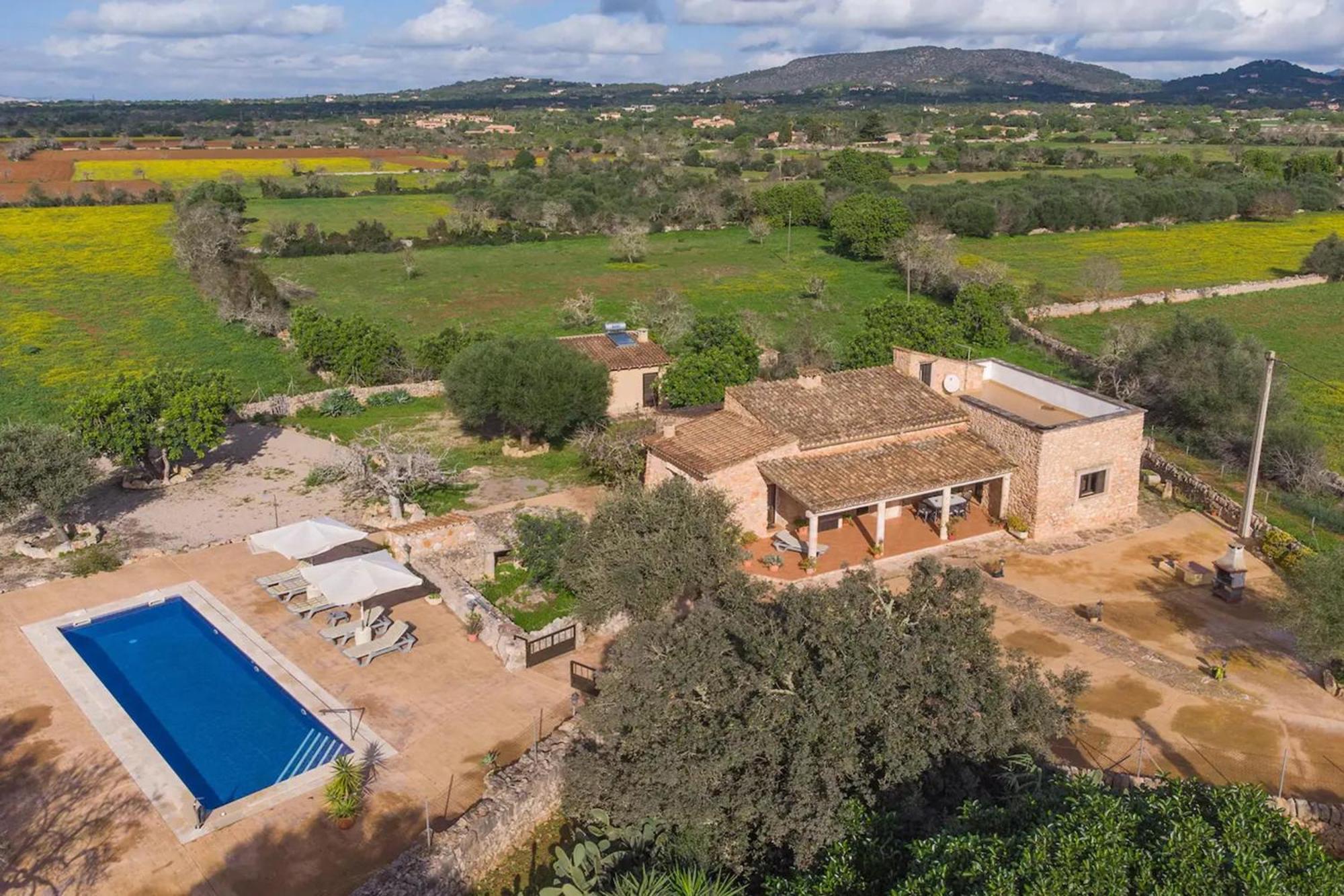 Son Coves By Slow