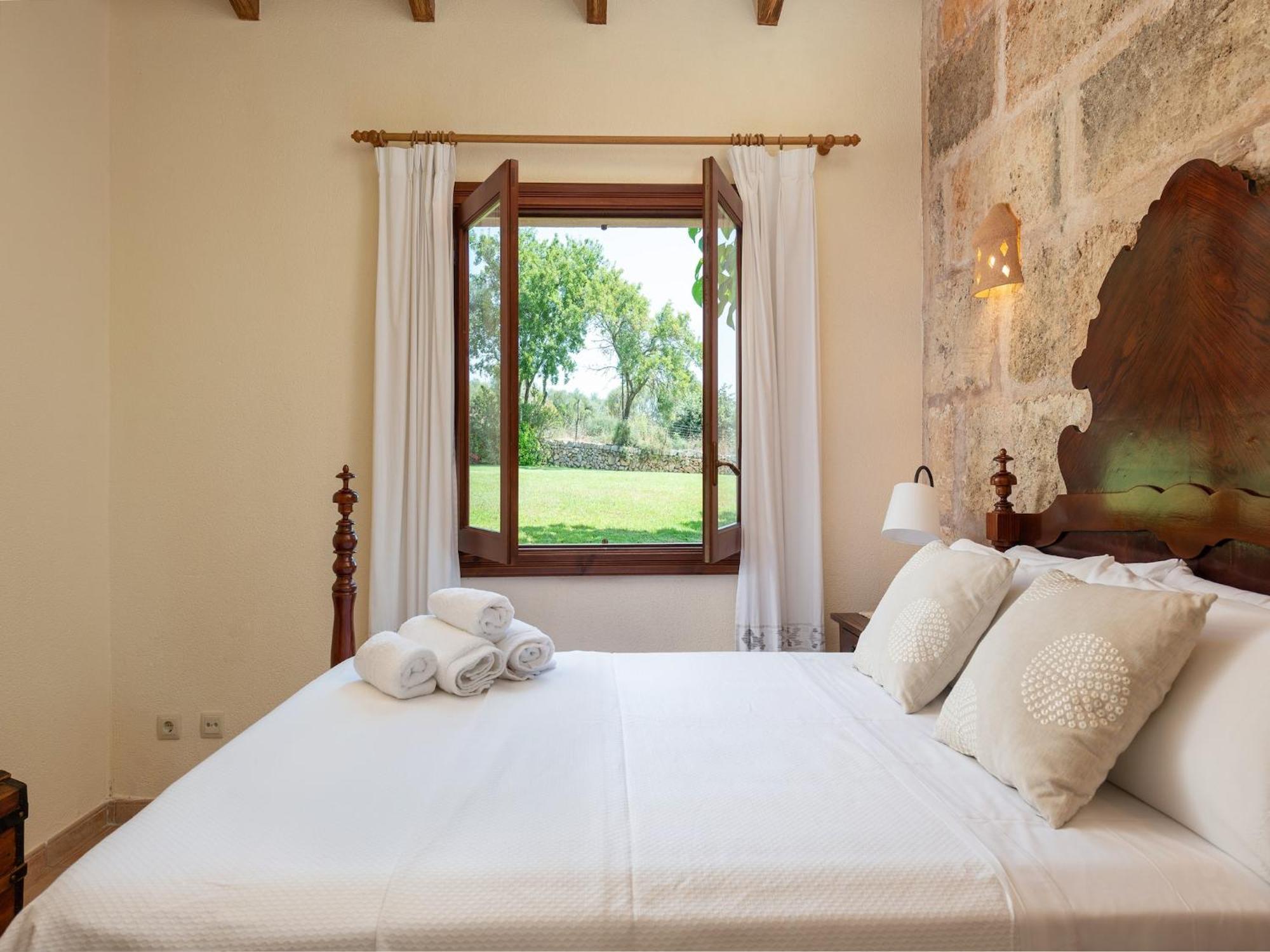 Villa Alcudiola - With Private Pool Free Wifi
