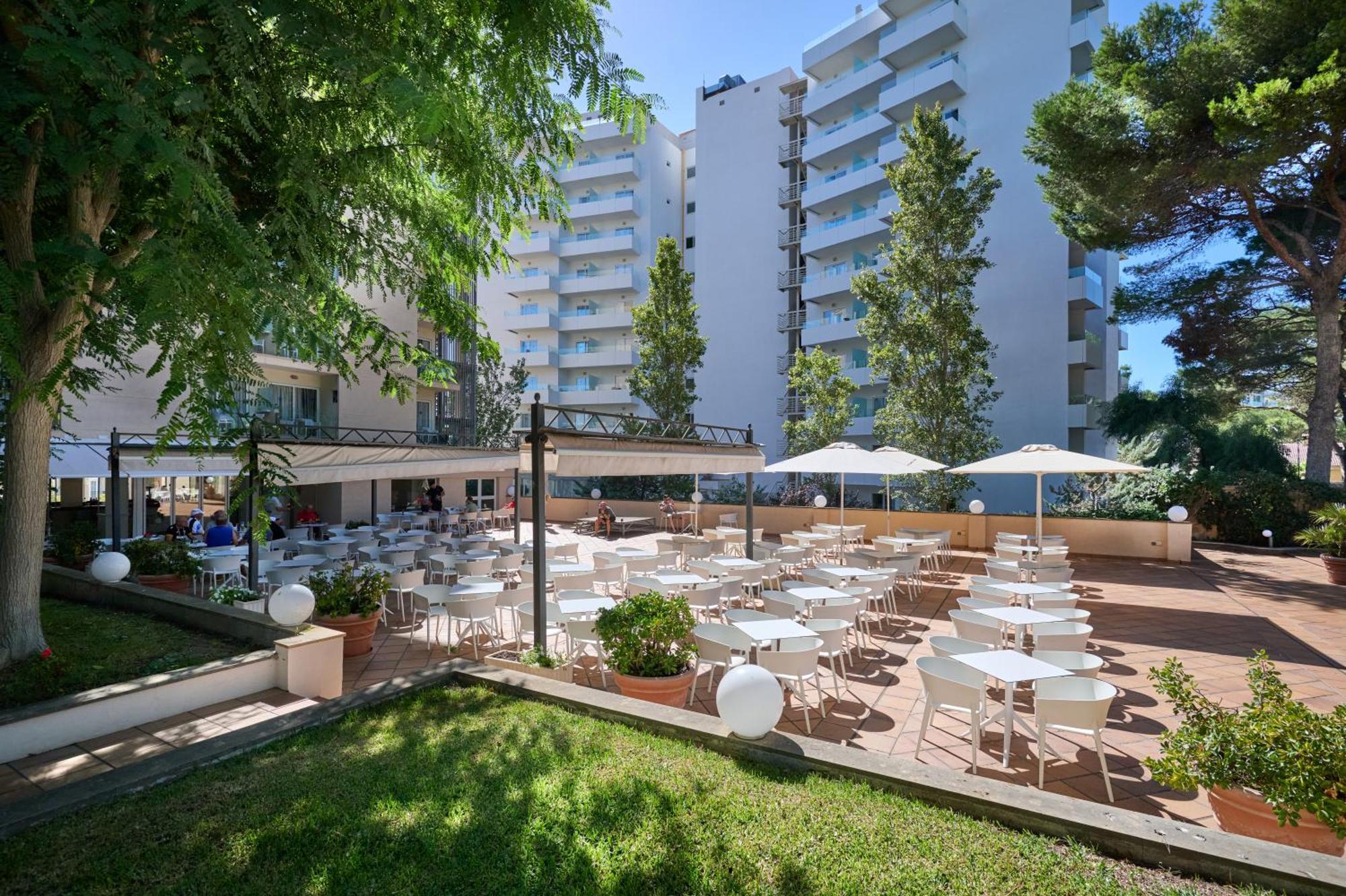 Grupotel Orient