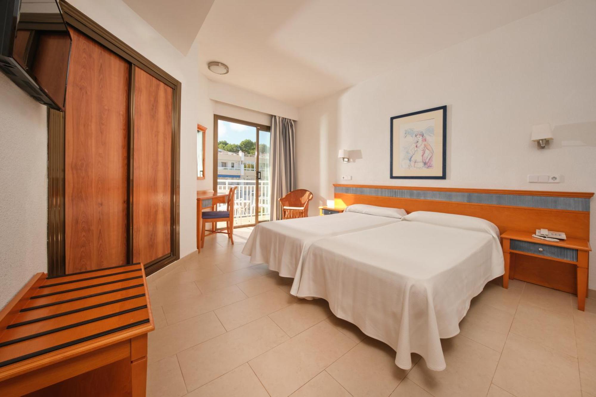 Casablanca Hotel 3*