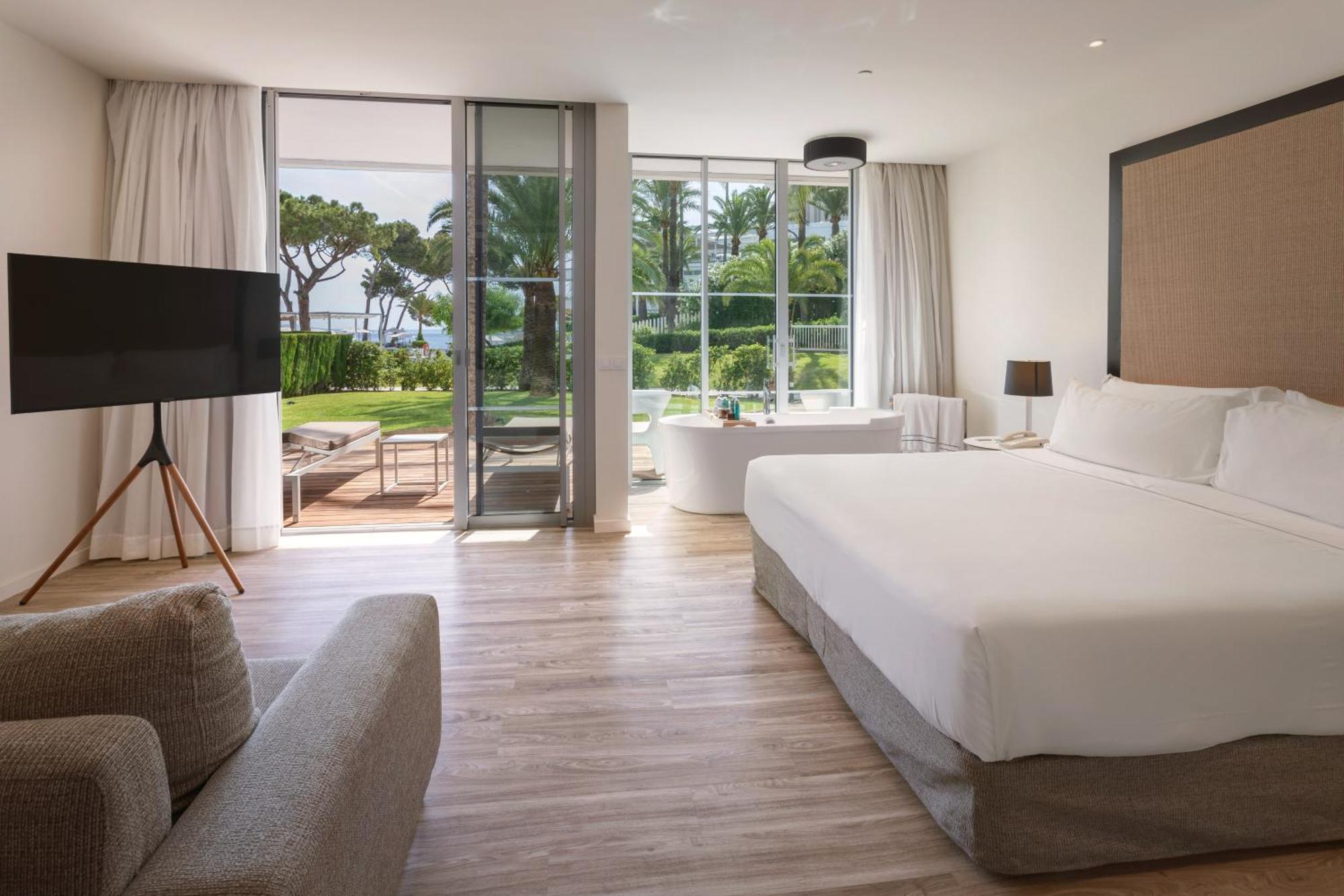 Hotel Meliá South 4*