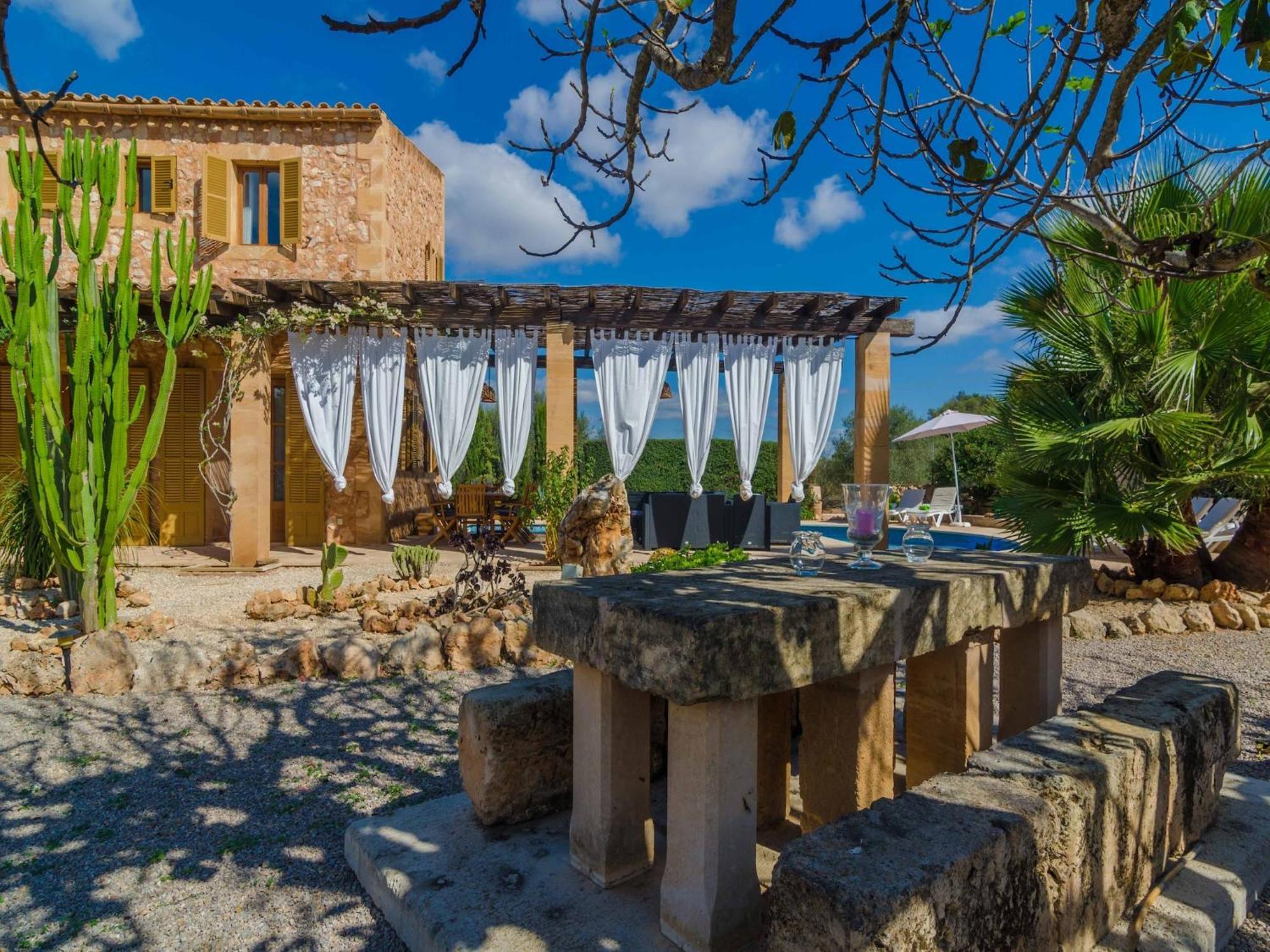 Villa With Private Pool In Campos