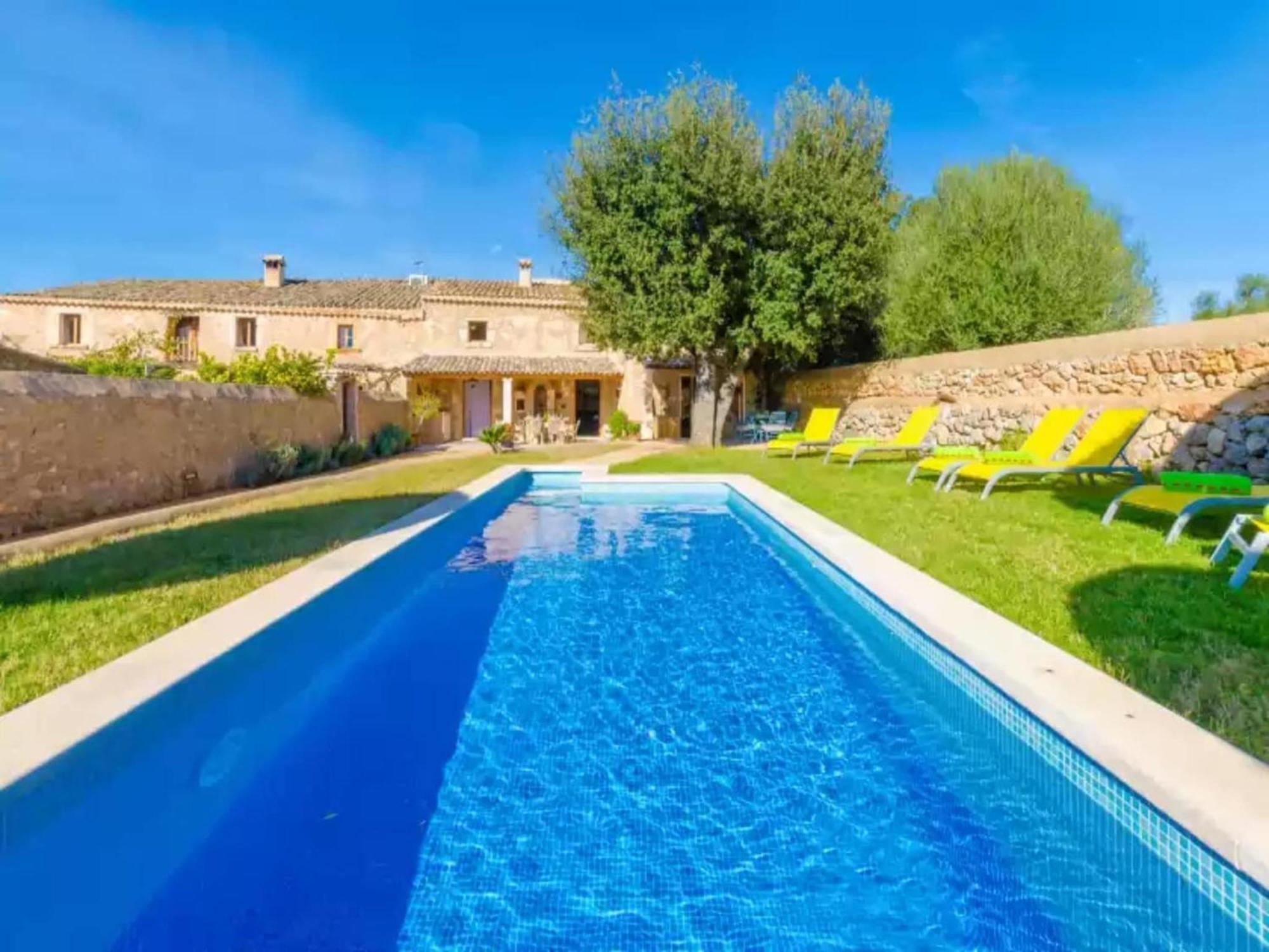 Gelat - With Private Pool In Villa
