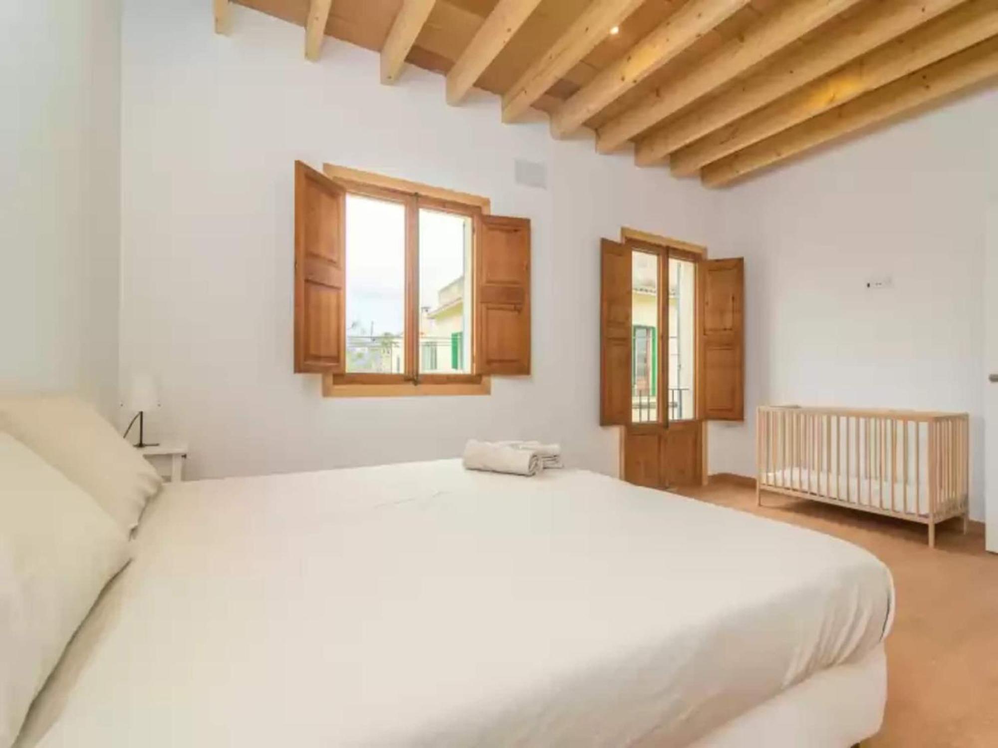Serral With Private Pool In Villa