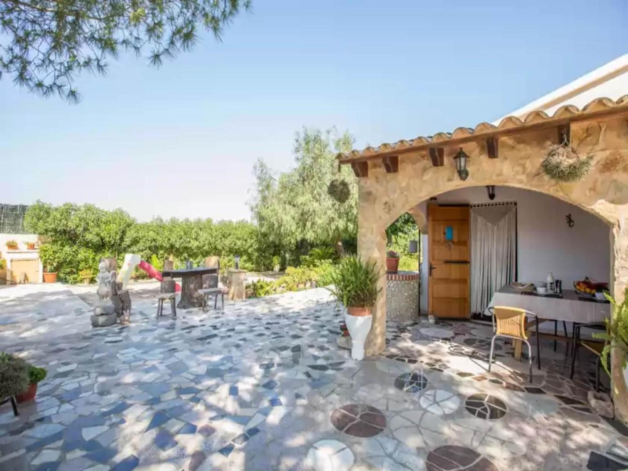 Villa With Private Pool *