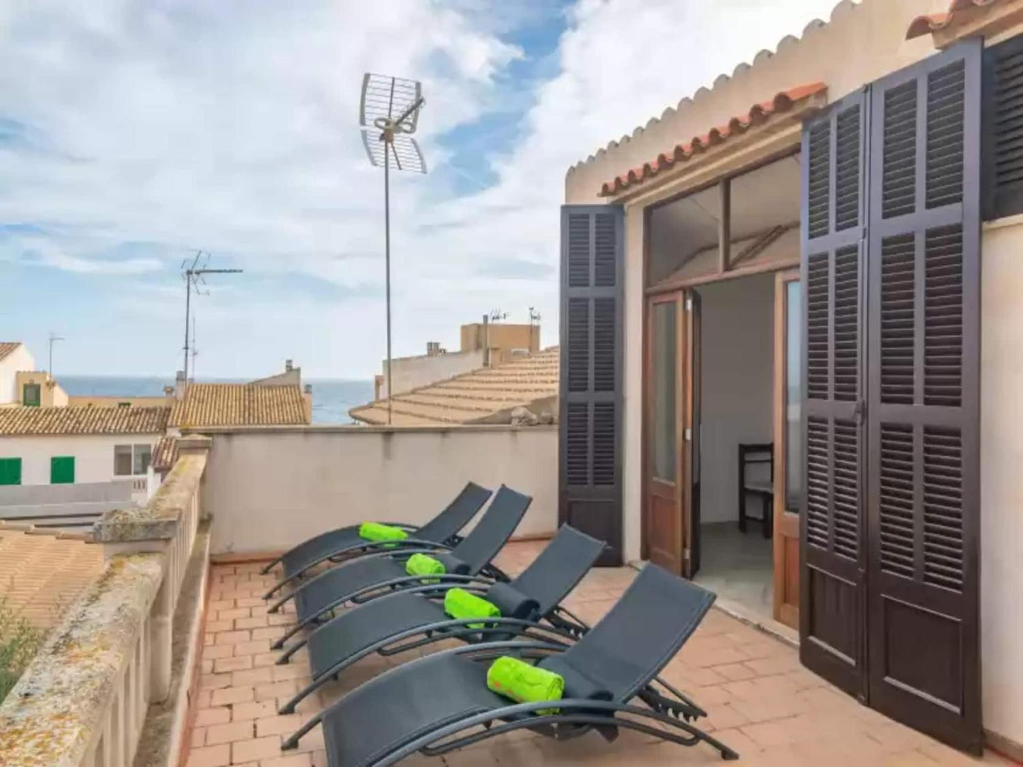 Habitatge Escorball - House In *