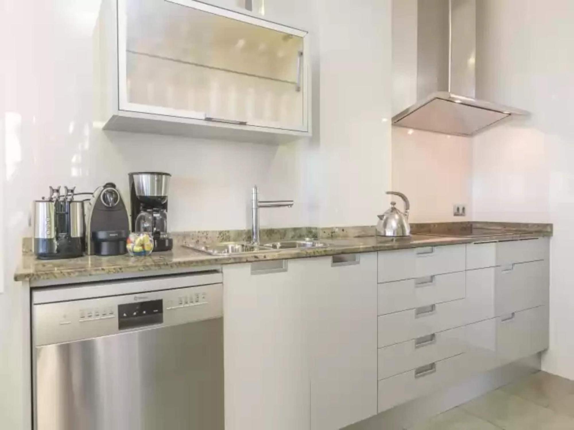 Villa Bohemi - With Private Pool Free Wifi *