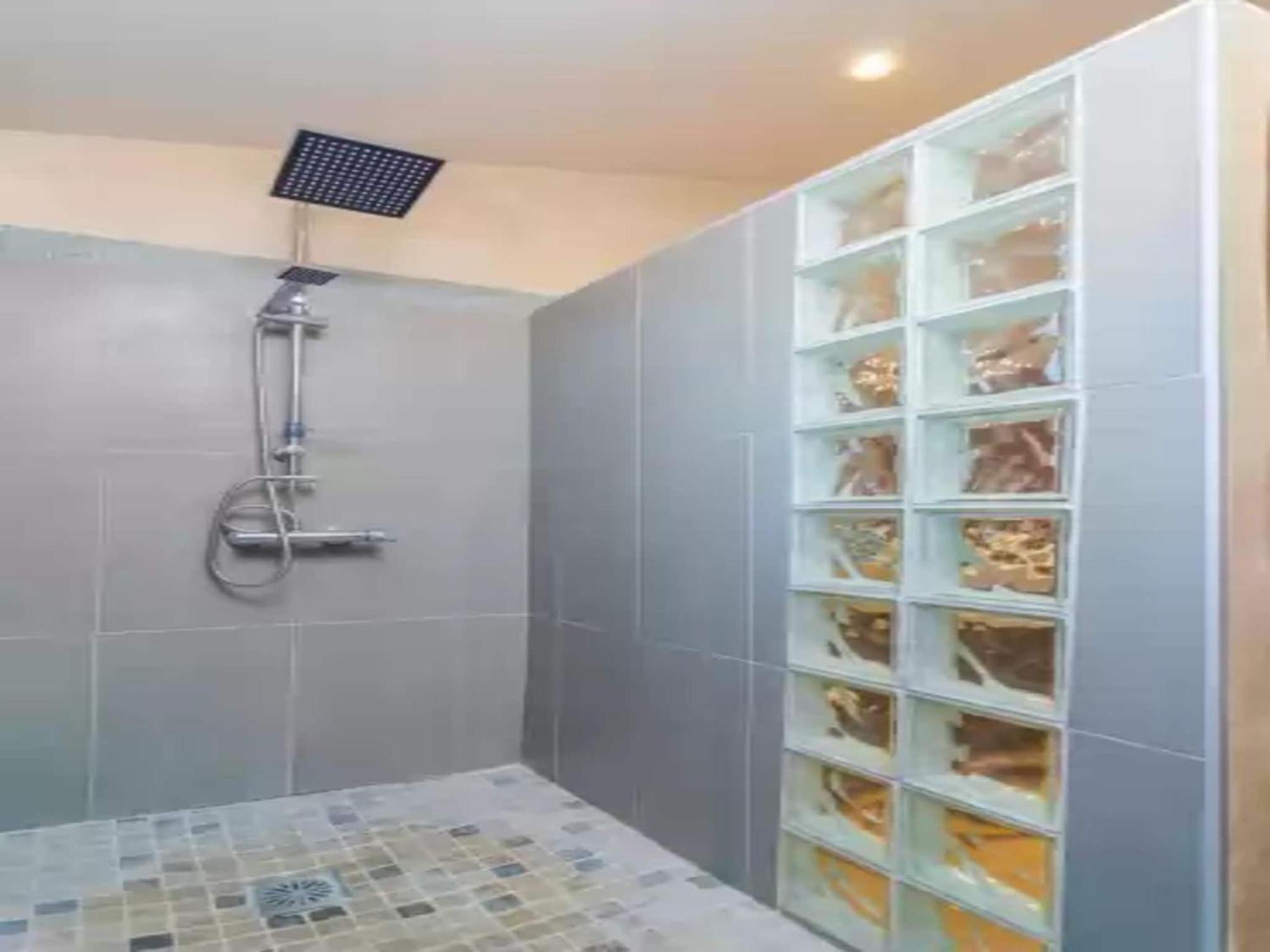 With Private Pool Free Wifi Villa *