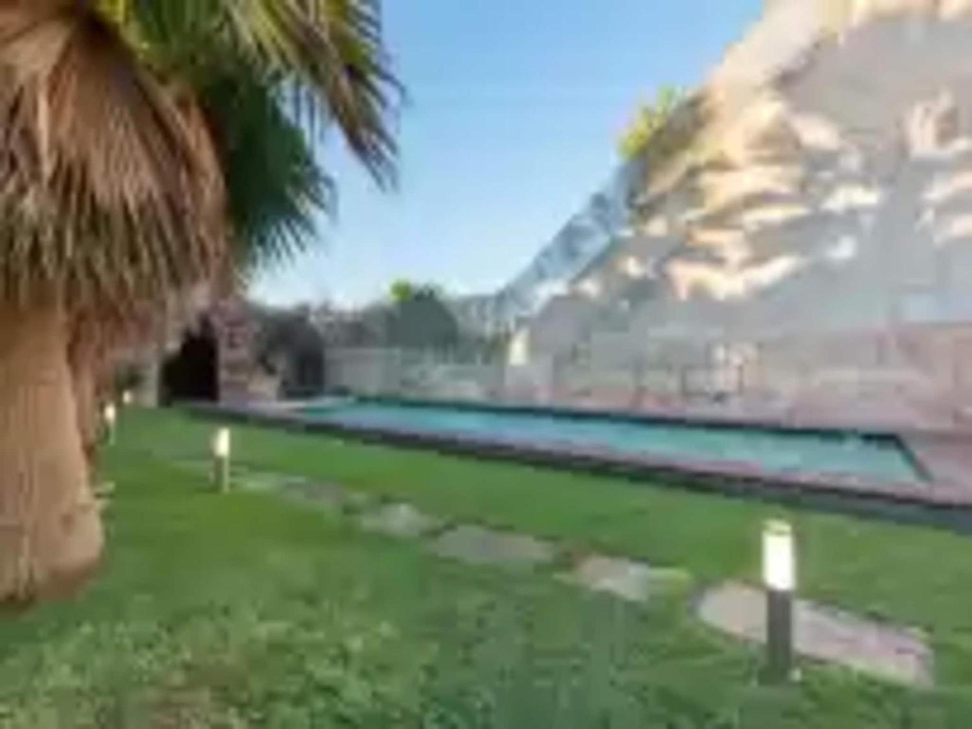 Serral With Private Pool In Villa