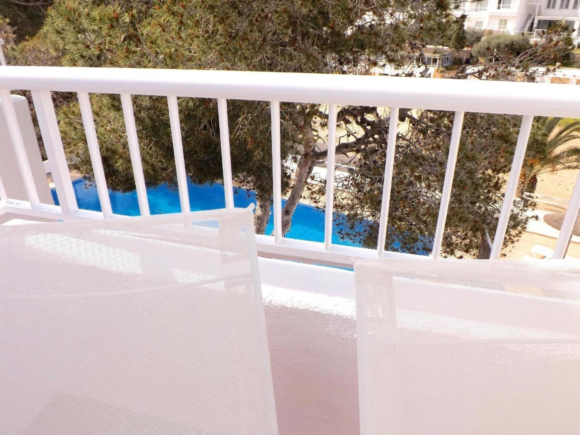 Zentral Gelegen In Einer Wohnanlage Mit Gemeinschaftspool, Nur Wenige Meter Vom Entfernt Apartamento Cala D´Or