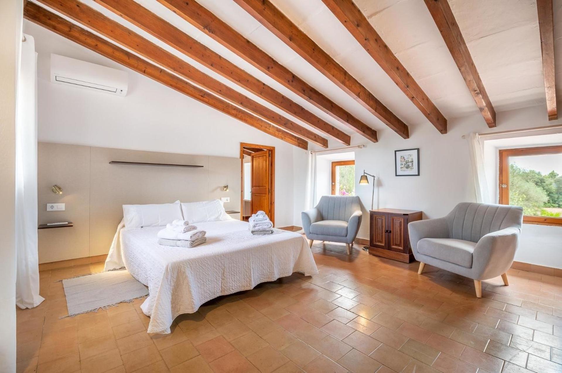 Mit Privatpool Fuer 6 Personen Ca 300 Qm In Son Negre, Mallorca Suedostkueste Von Mallorca *