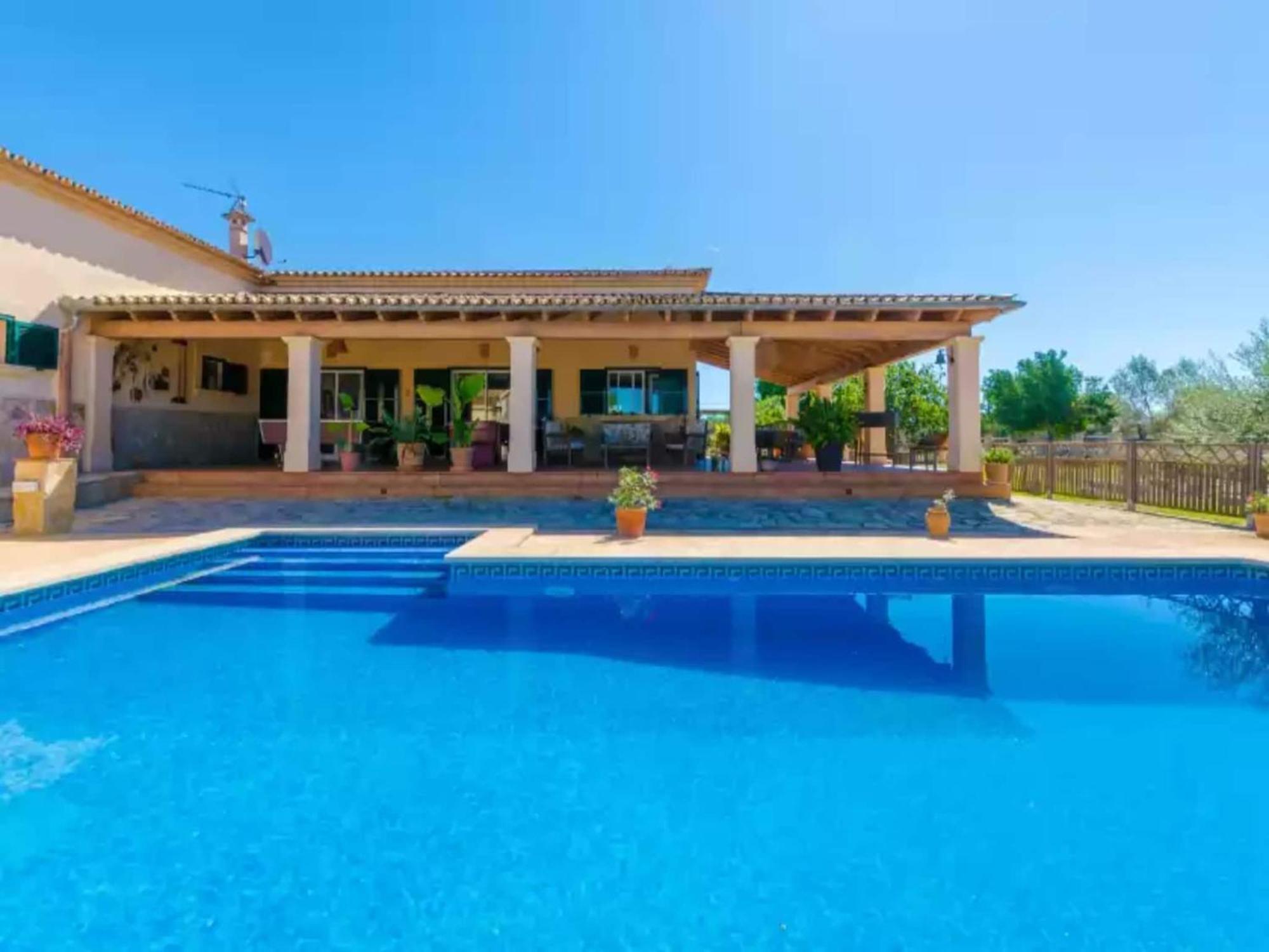 With Private Pool In *