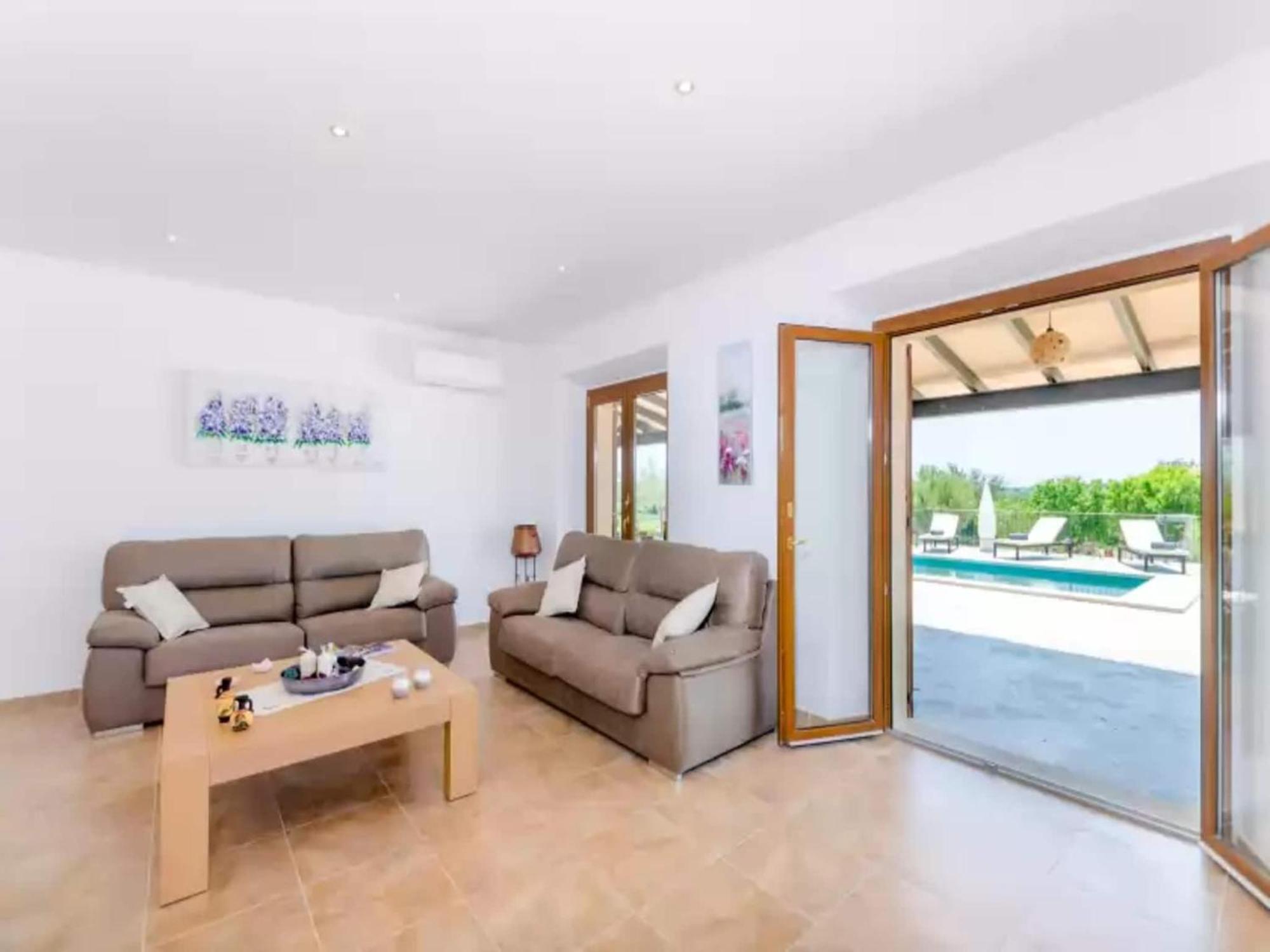 Son Roca With Private Pool In *