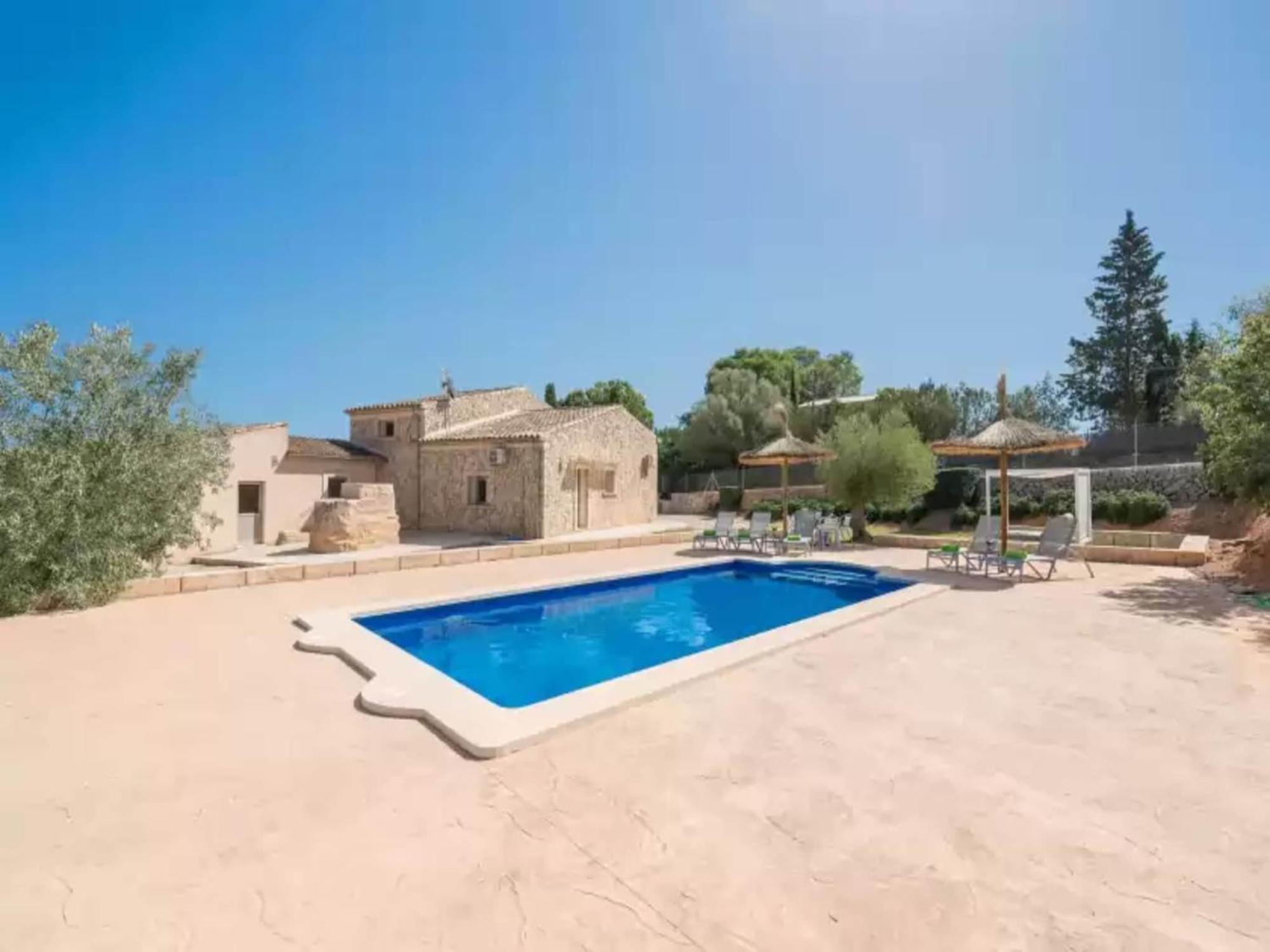 With Private Pool In Jornets * Costitx (Mallorca)