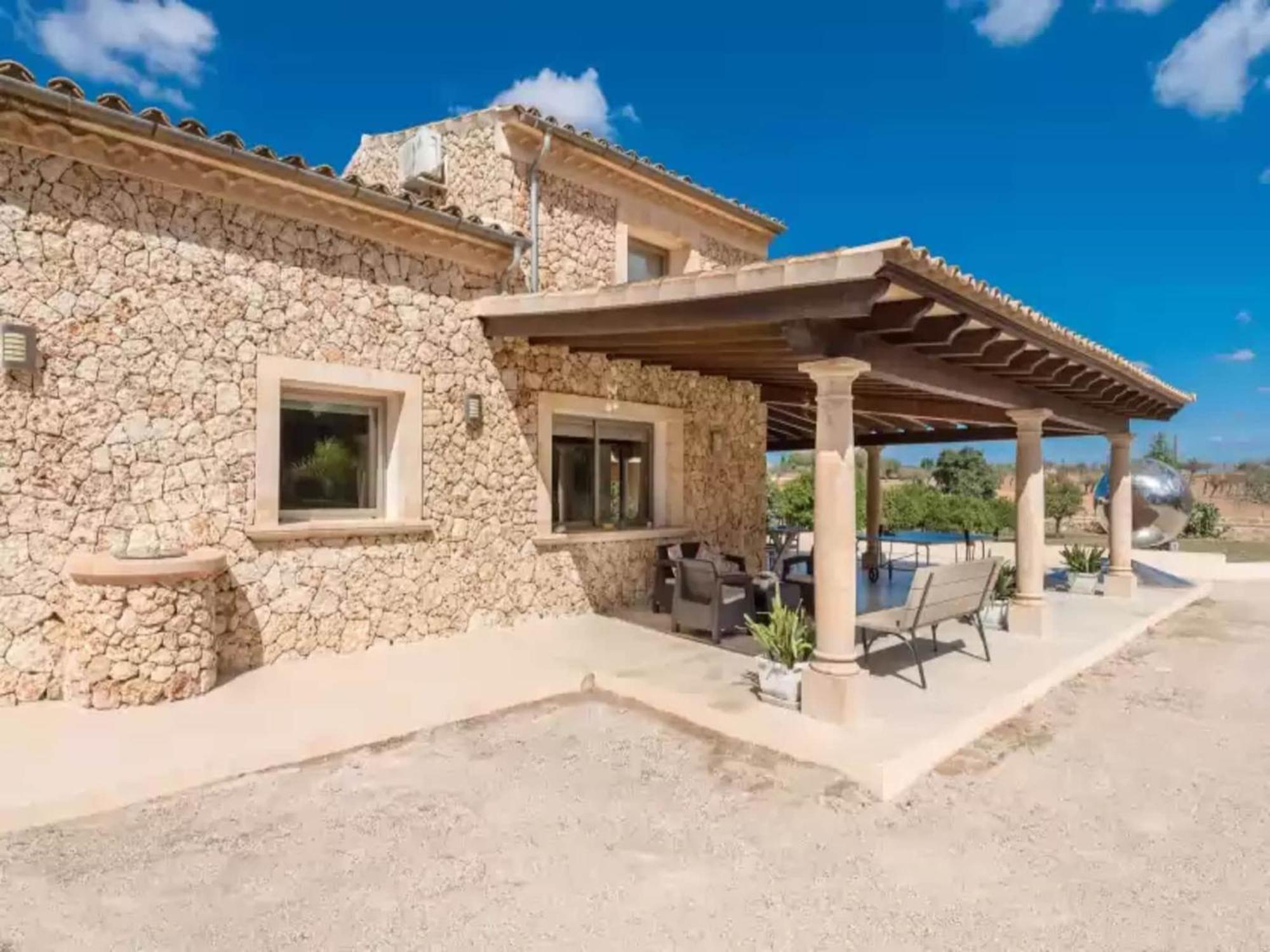 Villa With Private Pool In Jornets