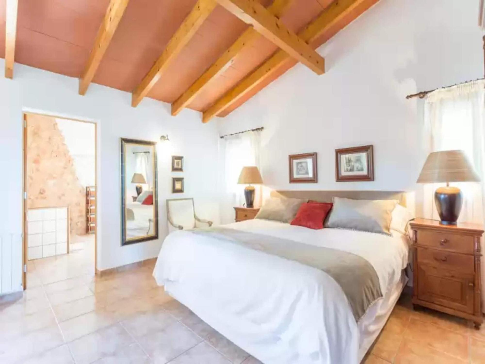 Villa With Private Pool In