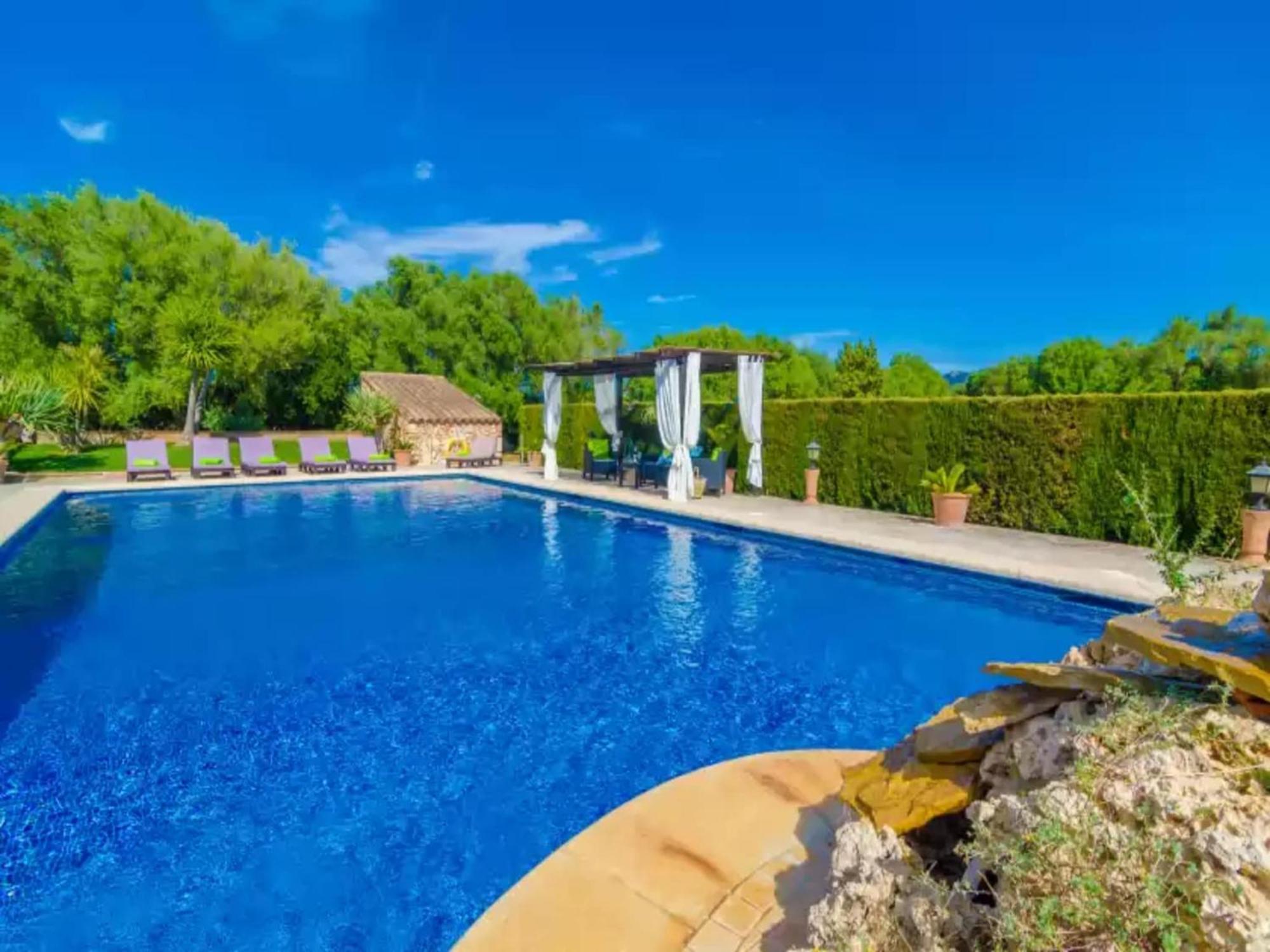 With Private Pool In * Fenalitx (Fenalich)