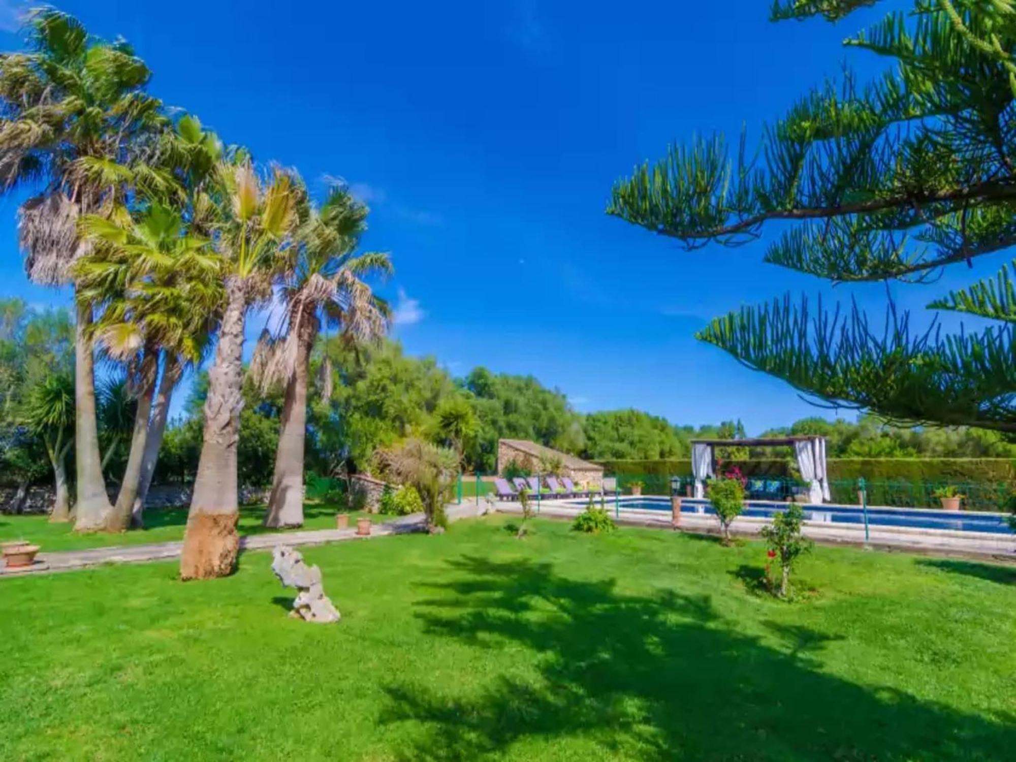 With Private Pool In Villa Fenalitx (Fenalich)
