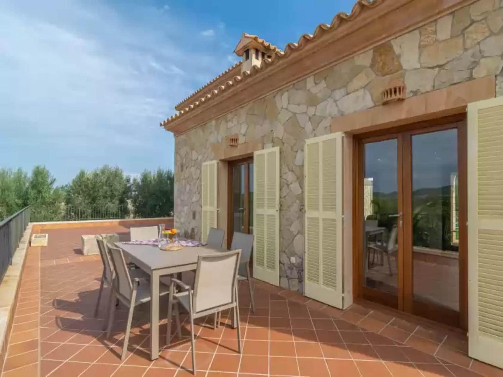 Spectacular With Private Pool