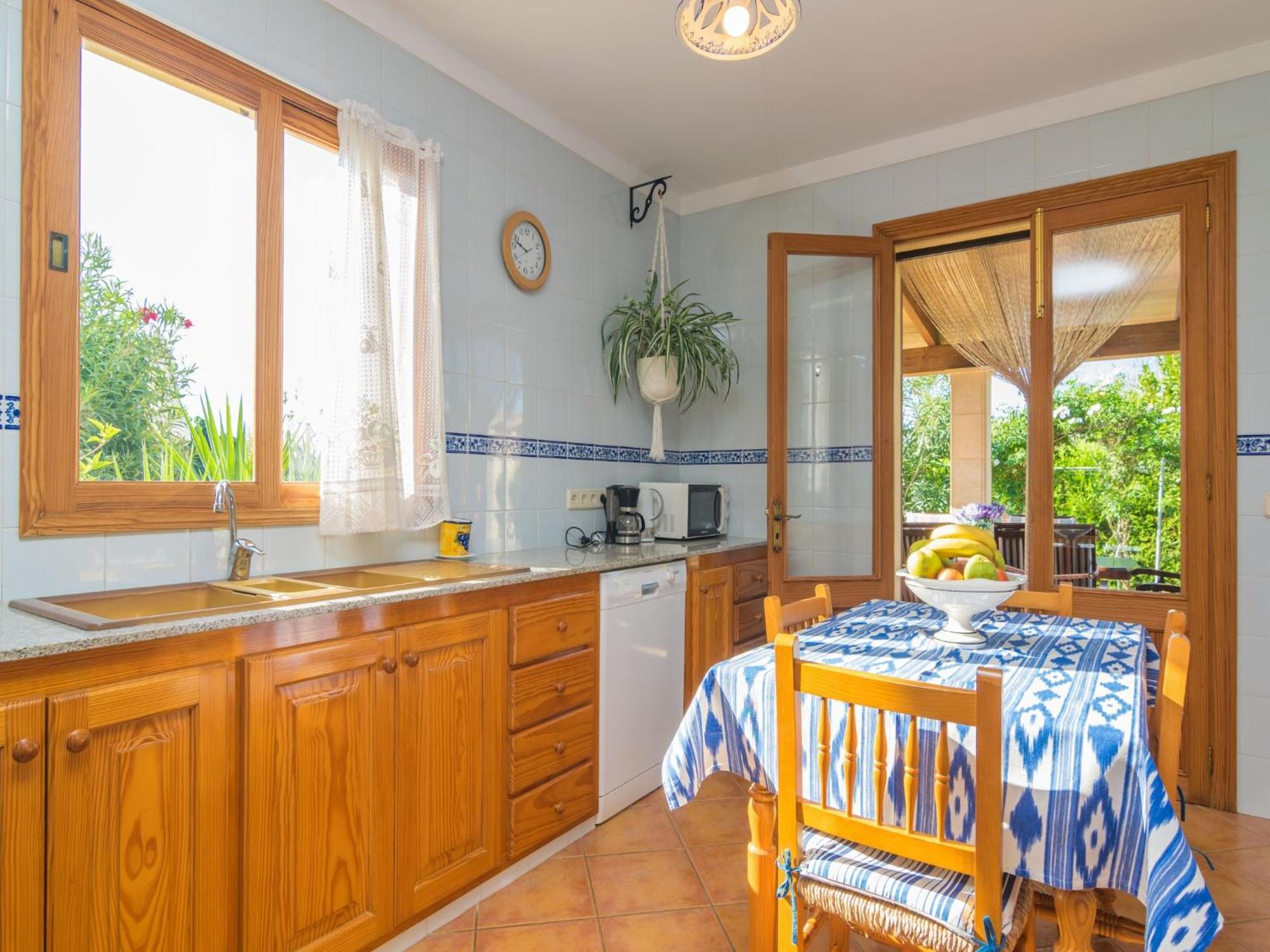 Tut - With Private Pool In