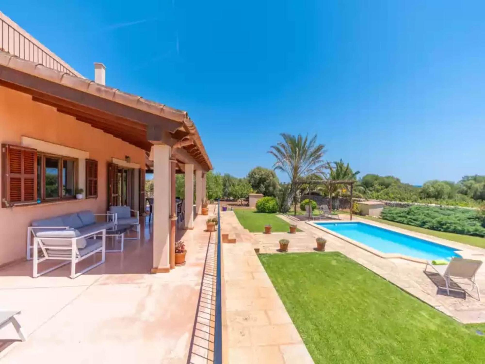 Tranquil With Pool Villa