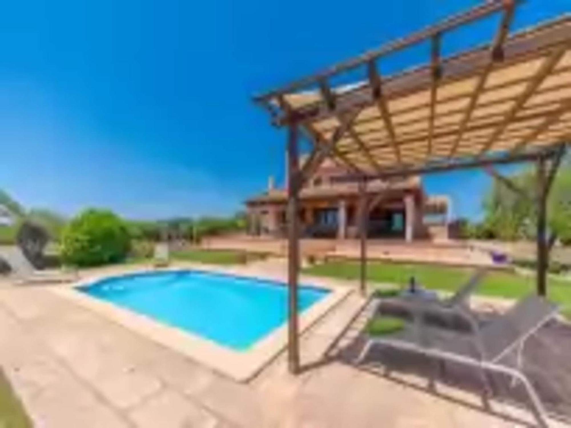 Tranquil With Pool